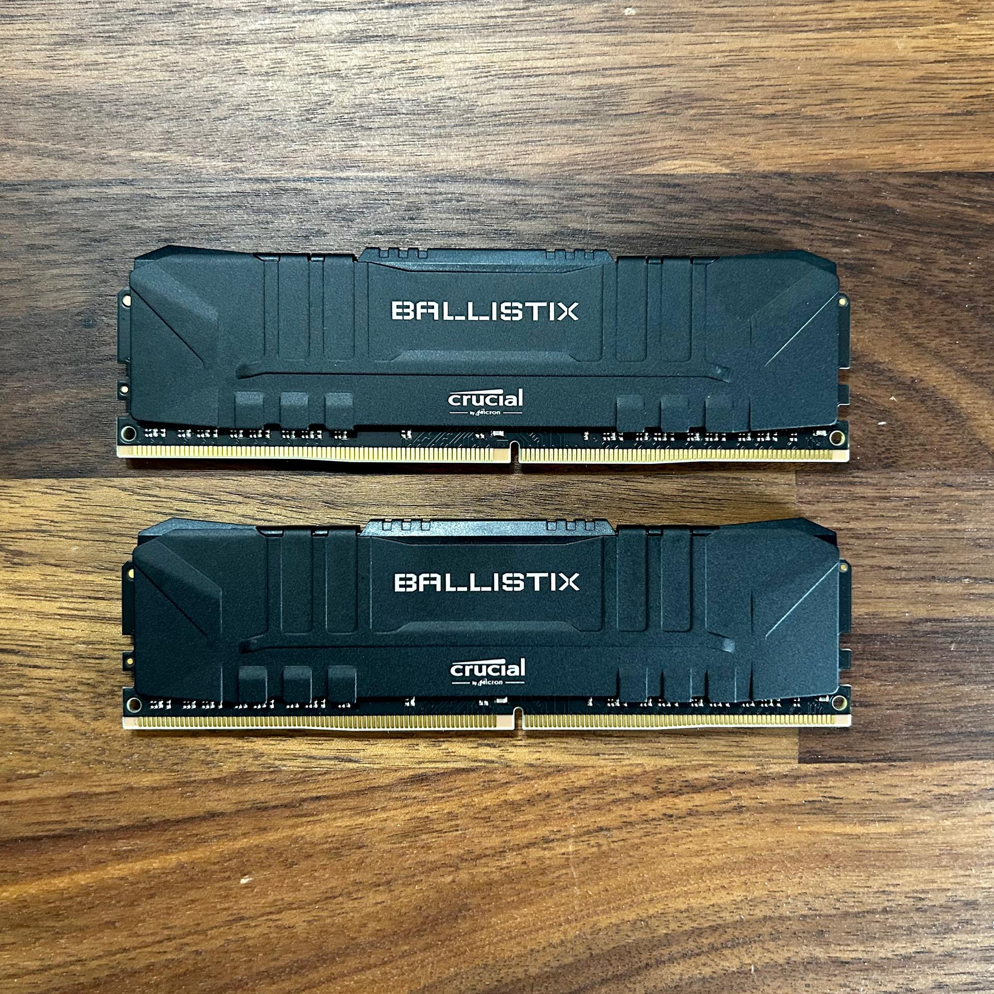 Crucial Ballistix 16GB (2 x 8GB) DDR4-3200 Memory (BL8G32C16U4B)