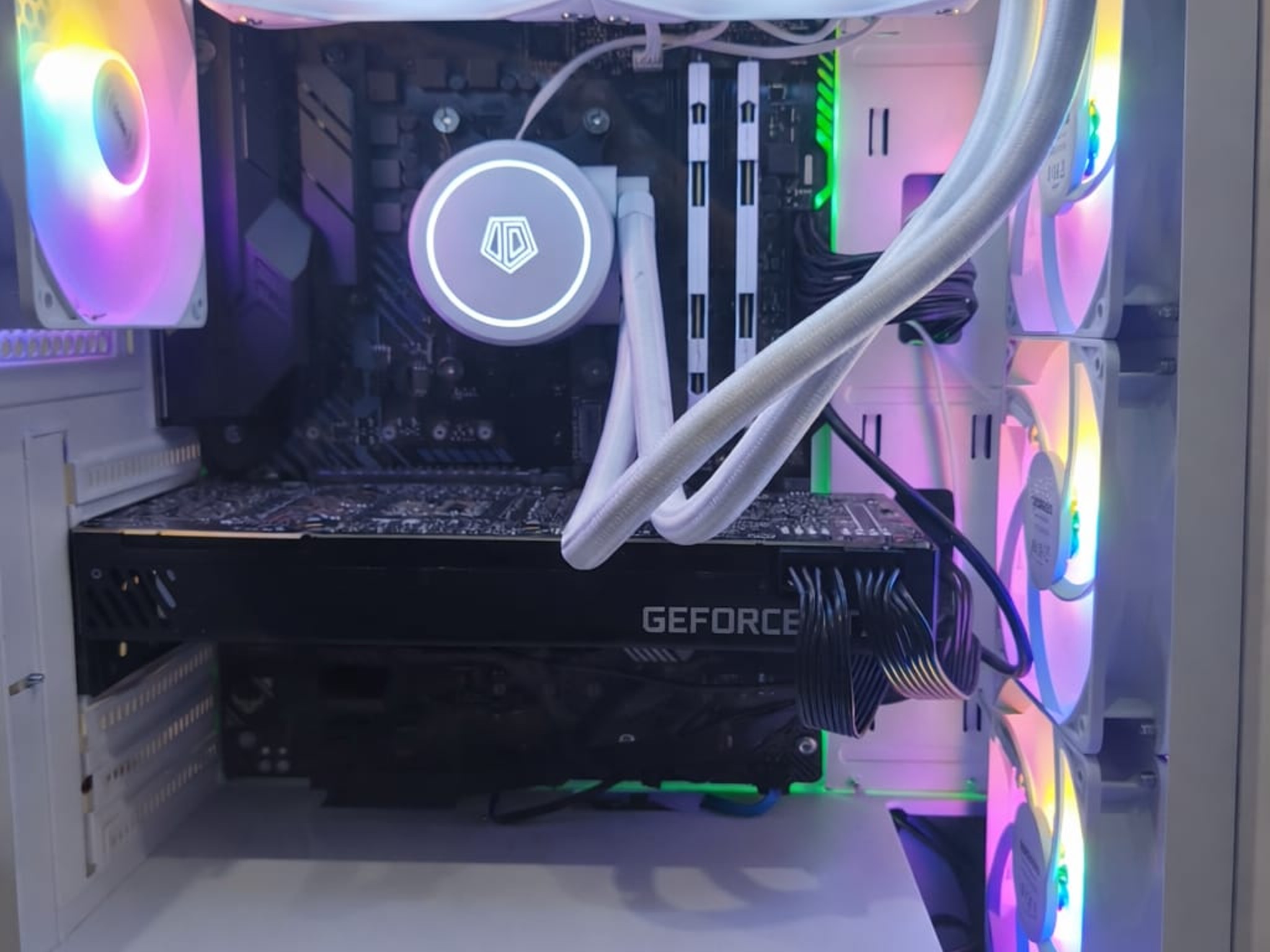 2K Gaming PC RTX 2080 Ti 11 GB Ryzen 7 2700X 32GB RAM 3200 HZ