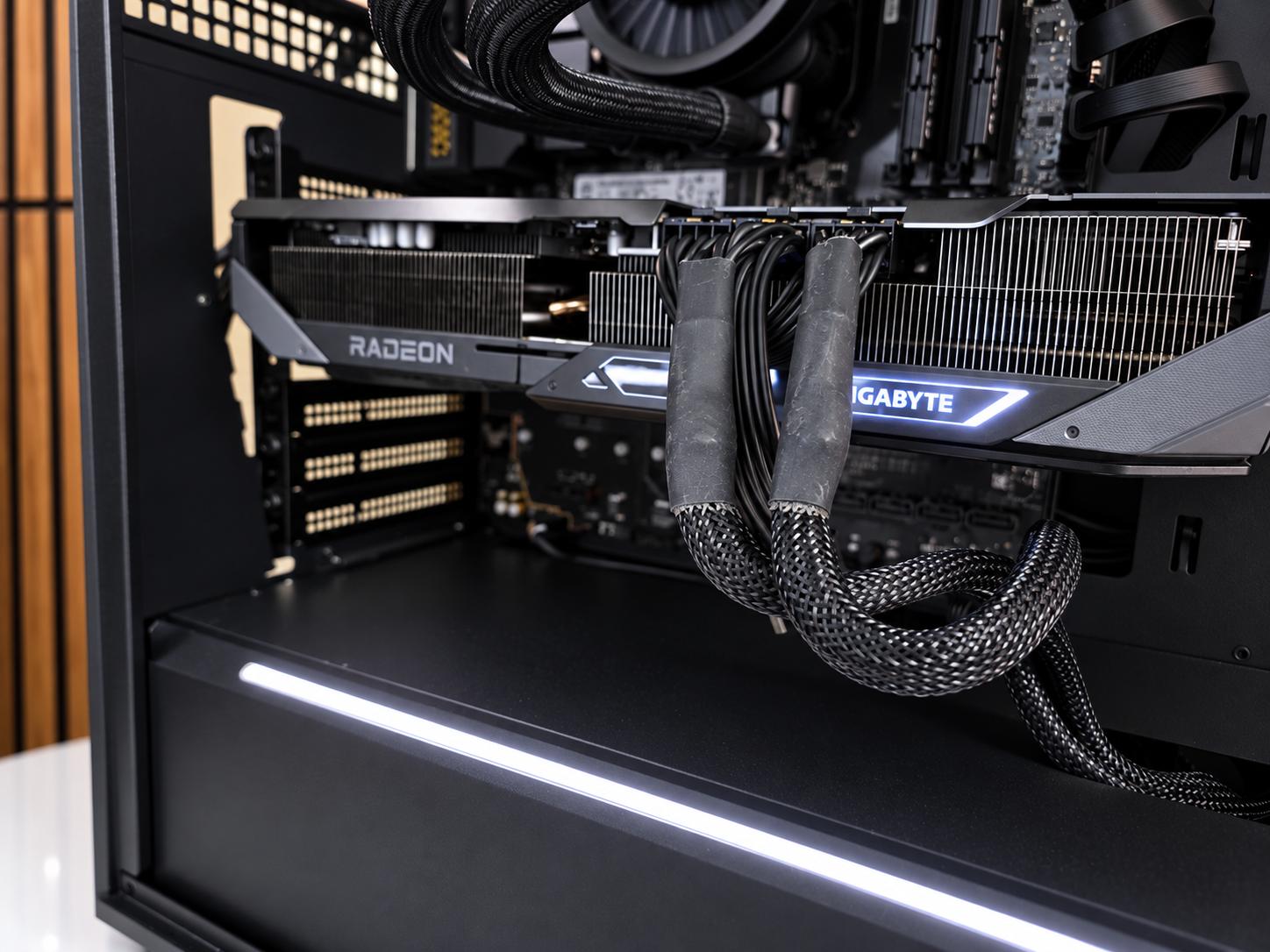4K Gaming PC | 9800X3D | RX 9070XT 16GB | 32GB DDR5 | 2TB NVME | Windows 11 | Wifi