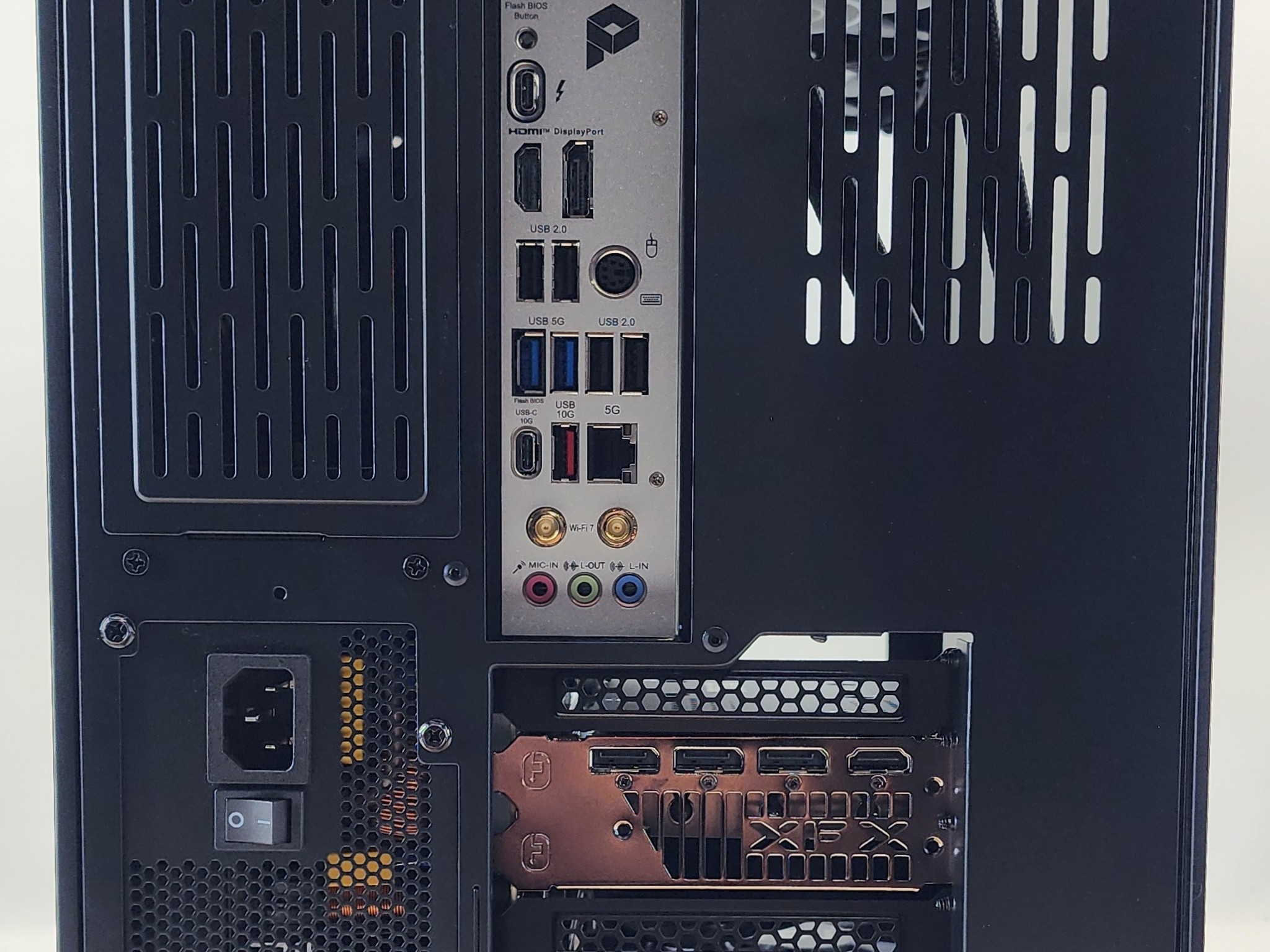 Gaming PC Ultra 7 265KF 32GB RAM 2TB SSD RX 7800 XT 16GB Windows 11 Computer