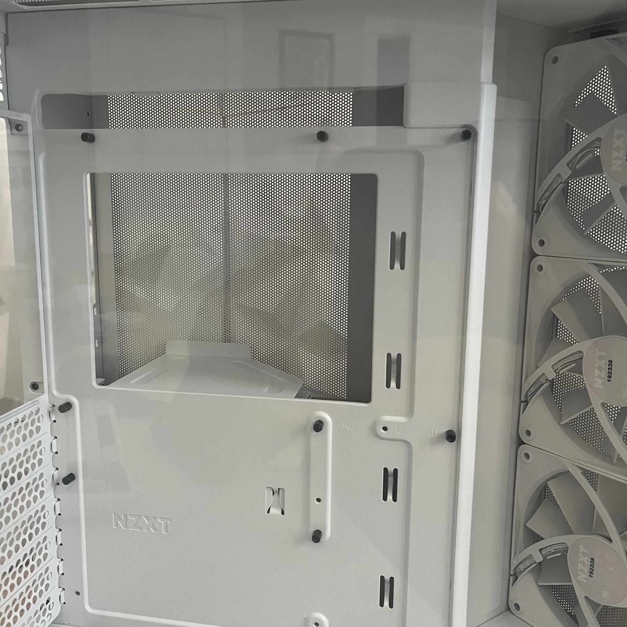 NZXT H6 FLOW MID TOWER AIRFLOW CASE WITH 5 FANS - GREAT CONDITION