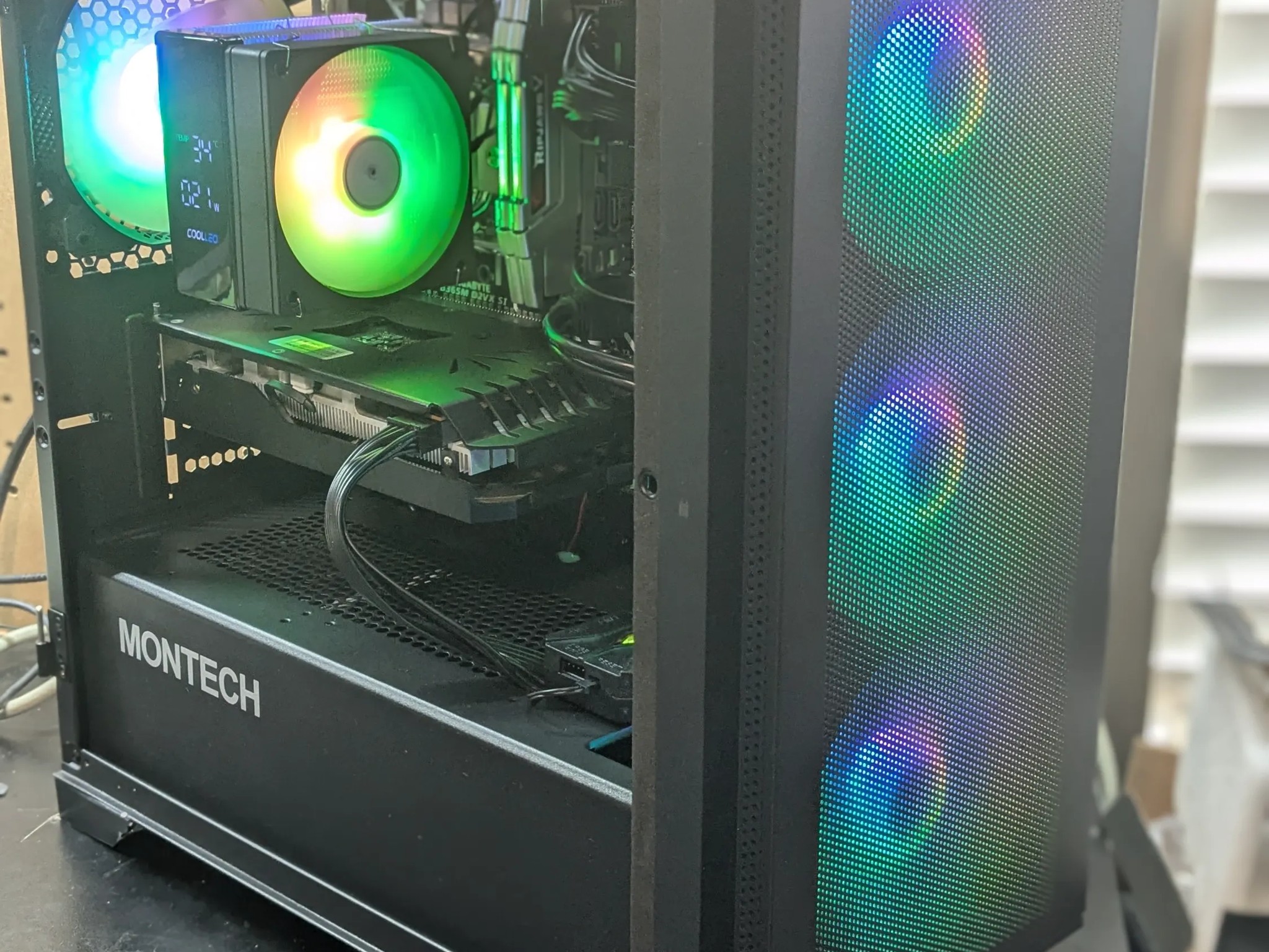 160+ FPS Fortnite | 180 Day Warranty | i5-8400, RTX 3060M, 16GB RAM, 1TB SSD, Win11