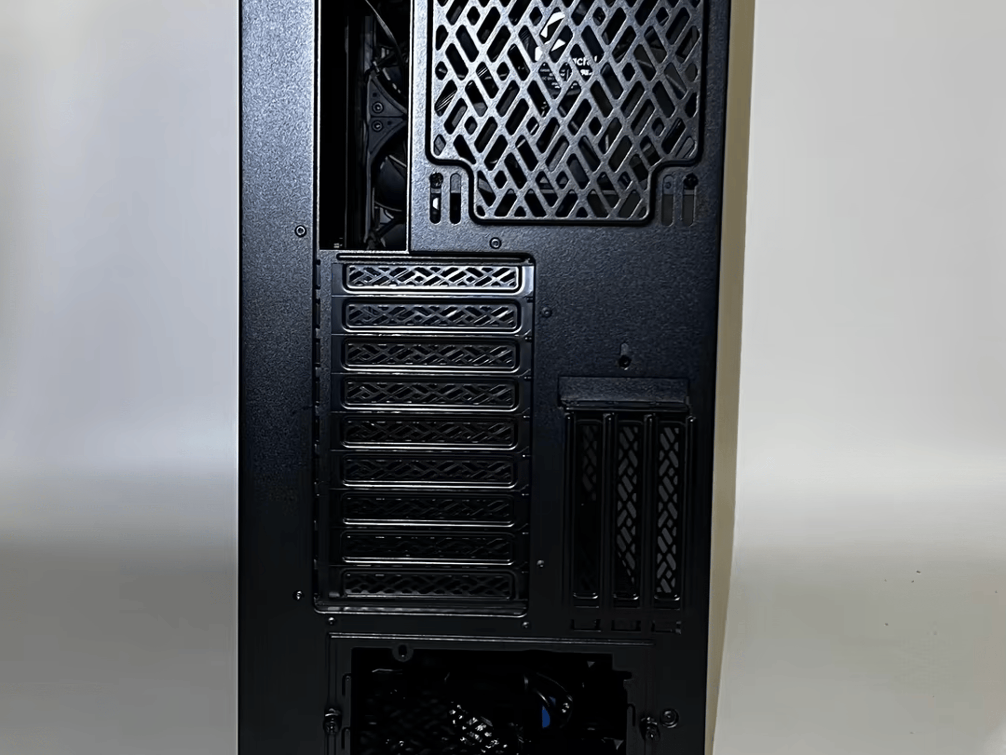 Fractal Design Meshify 2 XL Black ATX Flexible Dark Tinted Tempered Glass Window Full Tower Case
