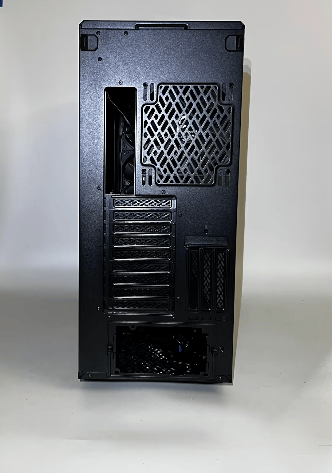 Fractal Design Meshify 2 XL Black ATX Flexible Dark Tinted Tempered Glass Window Full Tower Case