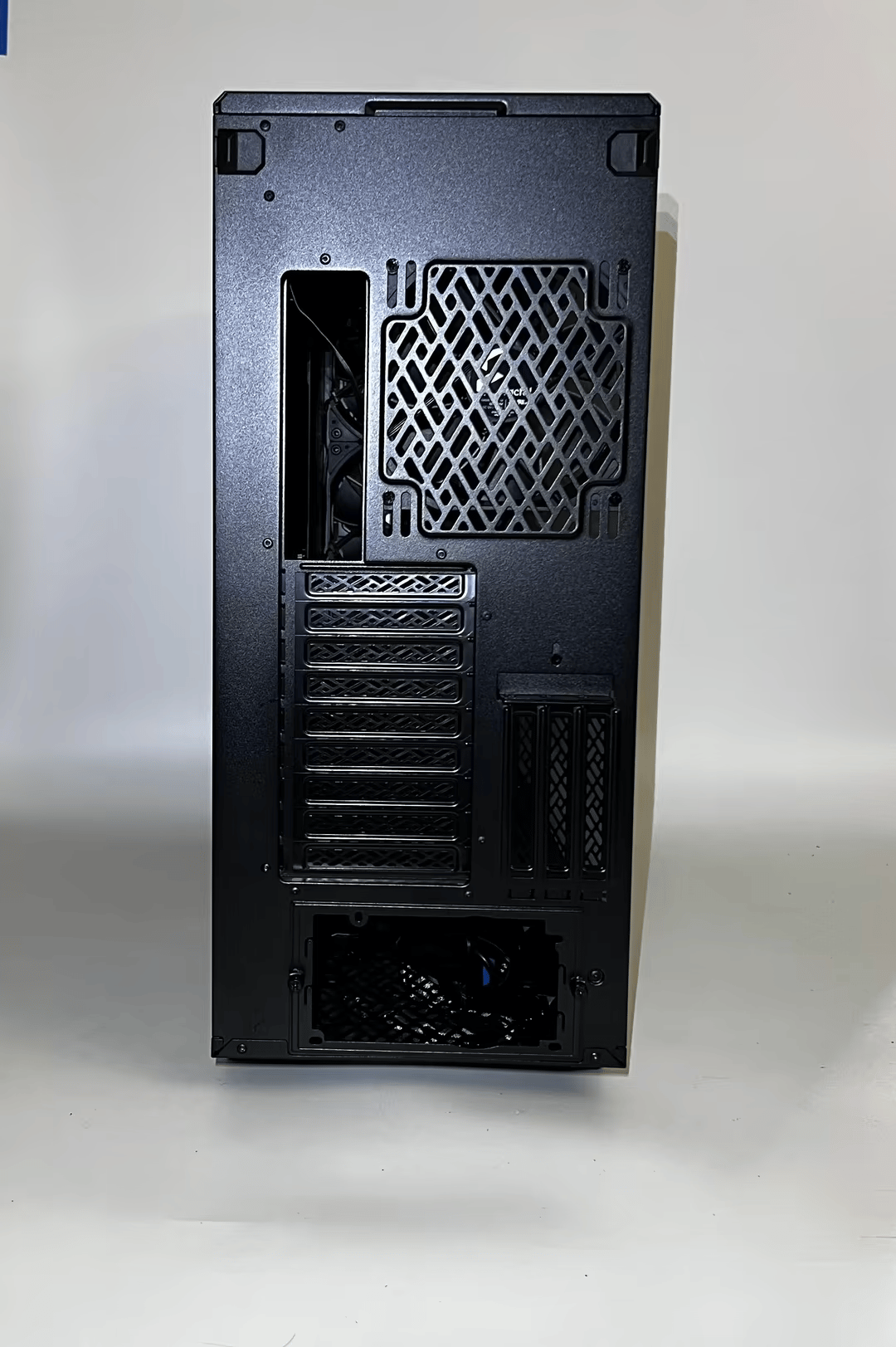 Fractal Design Meshify 2 XL Black ATX Flexible Dark Tinted Tempered Glass Window Full Tower Case