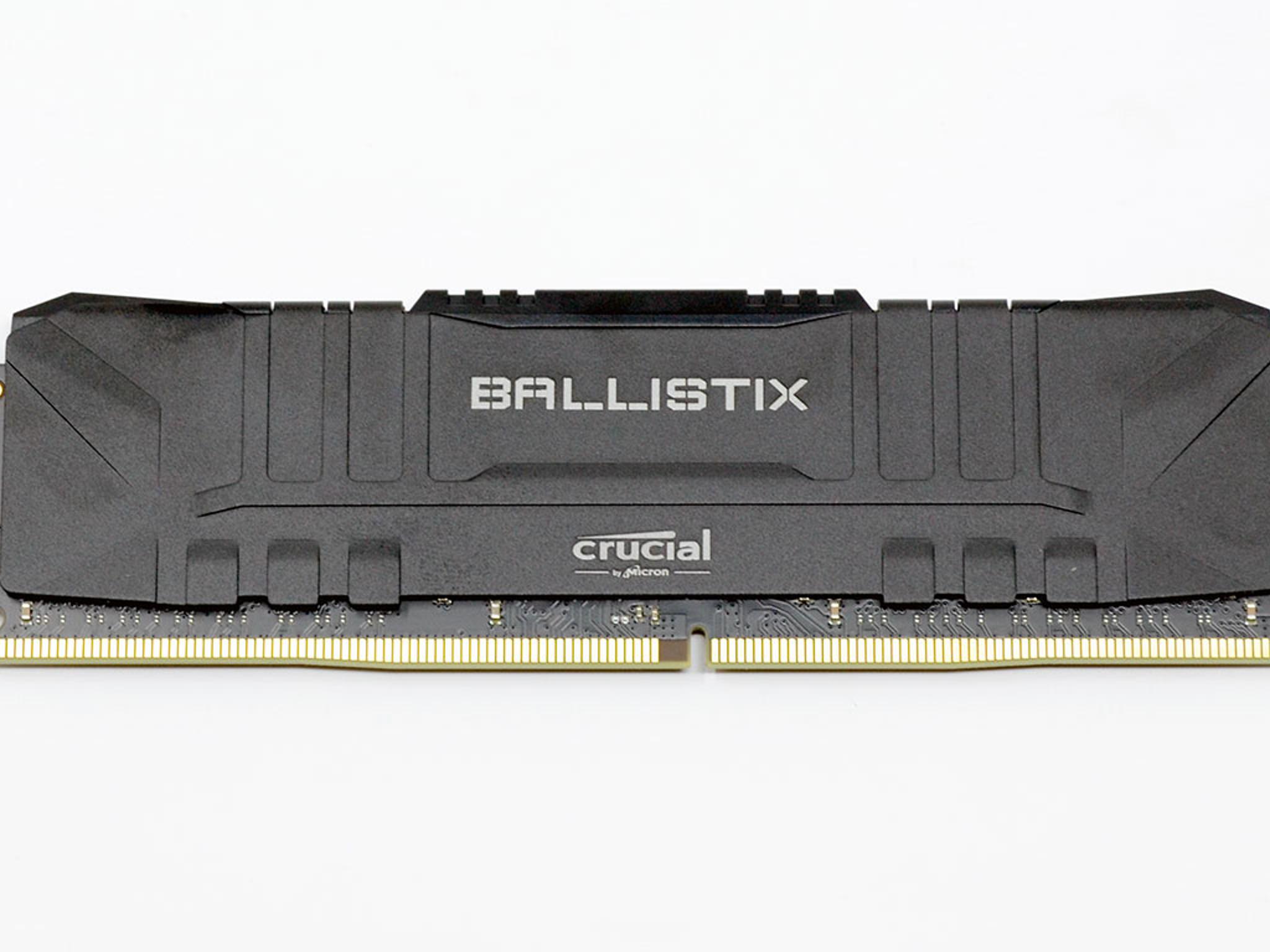 Crucial Ballistix 32GB 2x16GB (Two Sticks) DDR4-3200 Desktop RAM BL16G32C16U4B.M16FE 1.35V