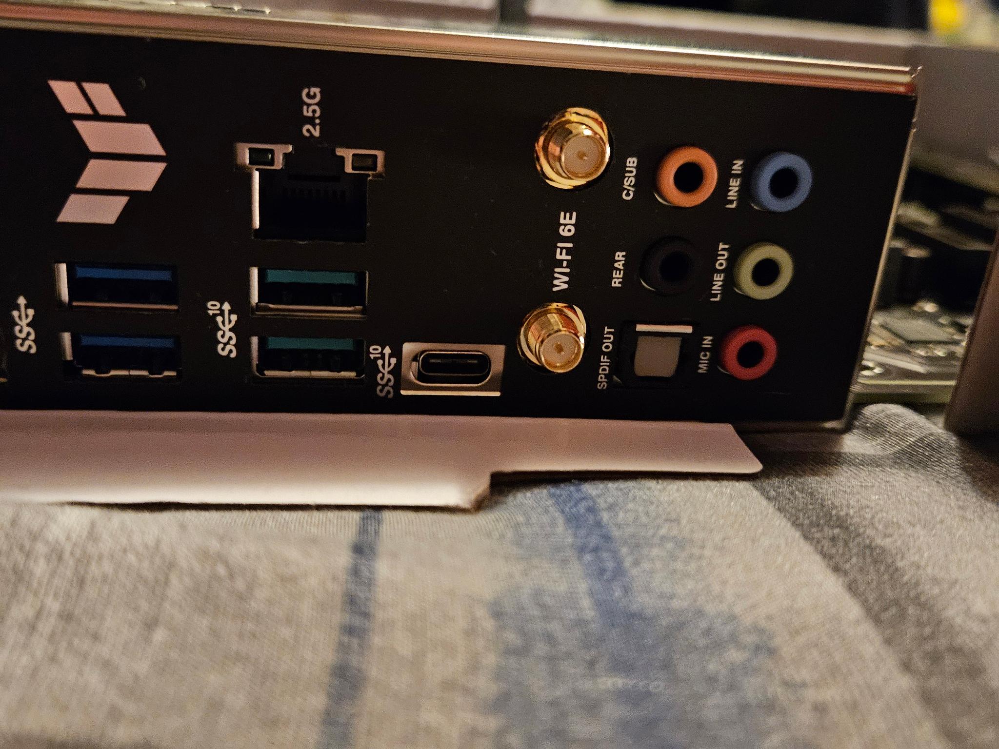 Asus TUF Gaming Z790-Plus Wifi and Intel Core i5-13600k