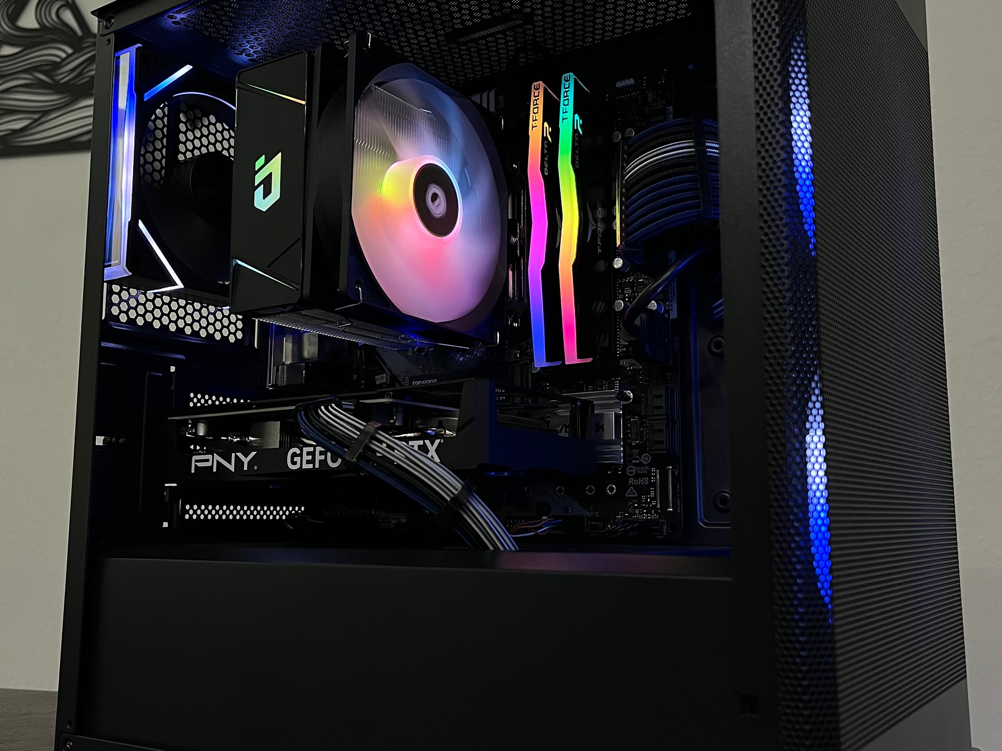 🌙 - Ryzen 5 5600 | RTX 4060 - MidnightBlu v1 - 🌙