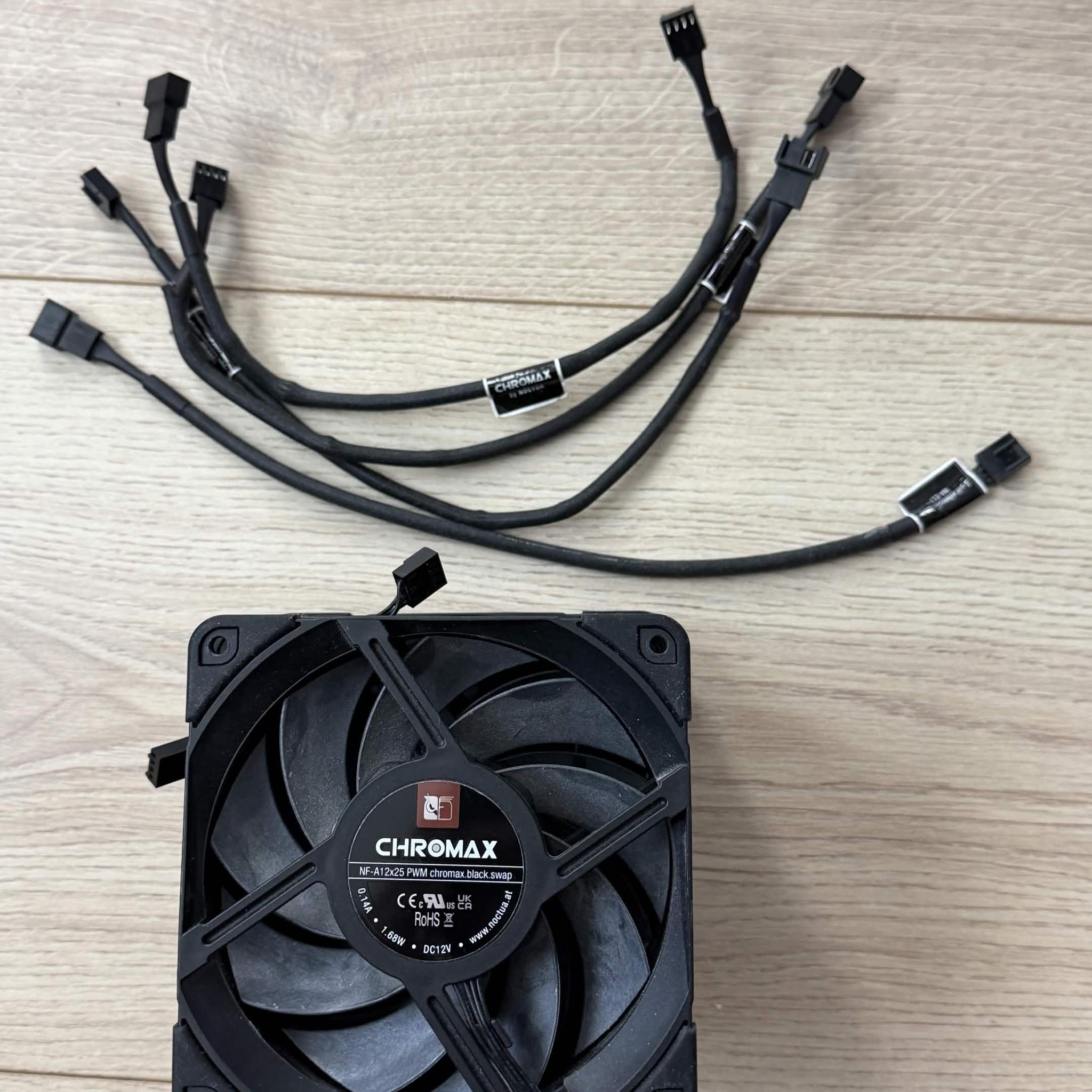 4x FANS NOCTUA NF-A12x25 PWM CHROMAX Fans G1