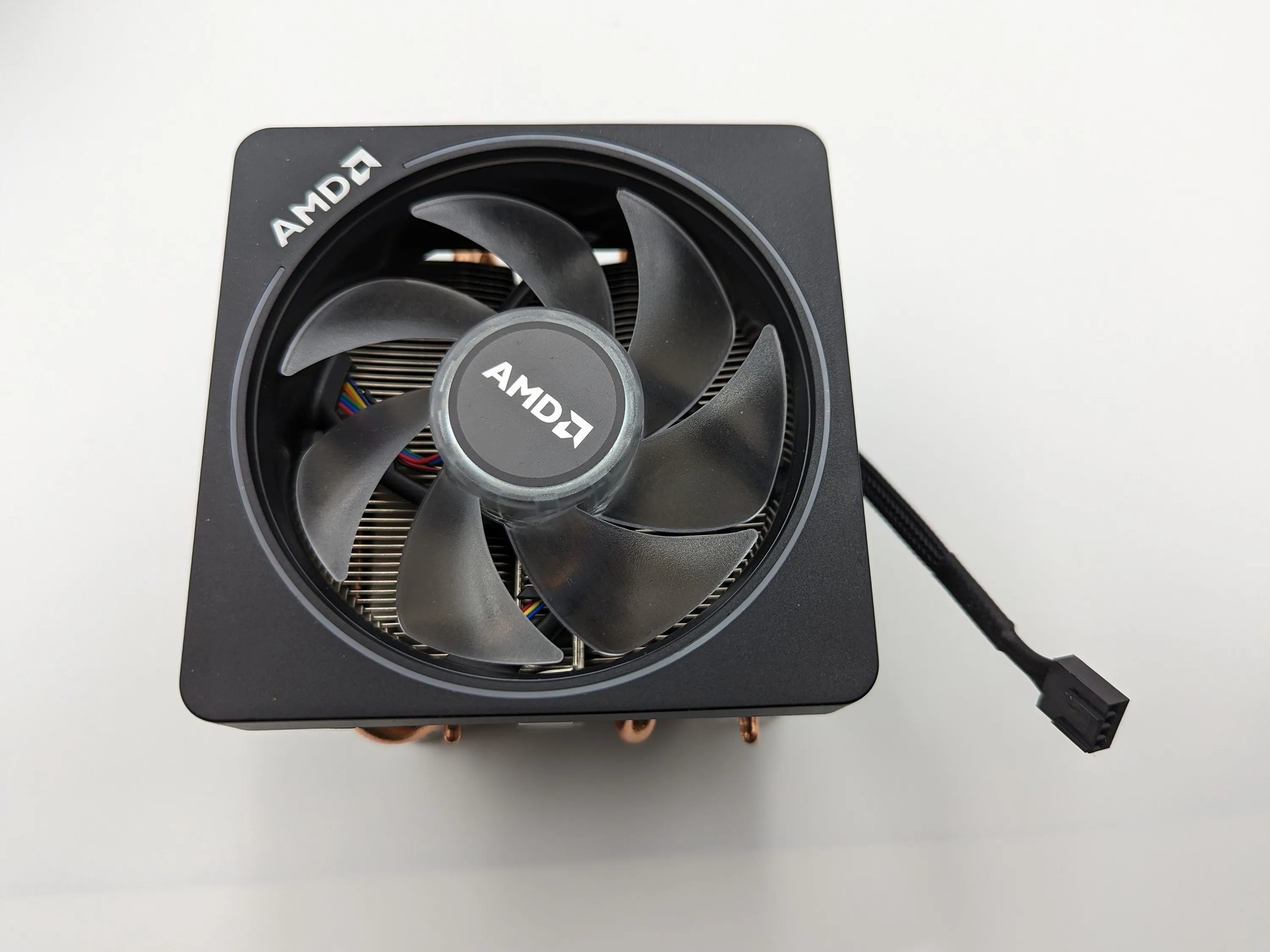NIB AMD Wraith Prism Cooler