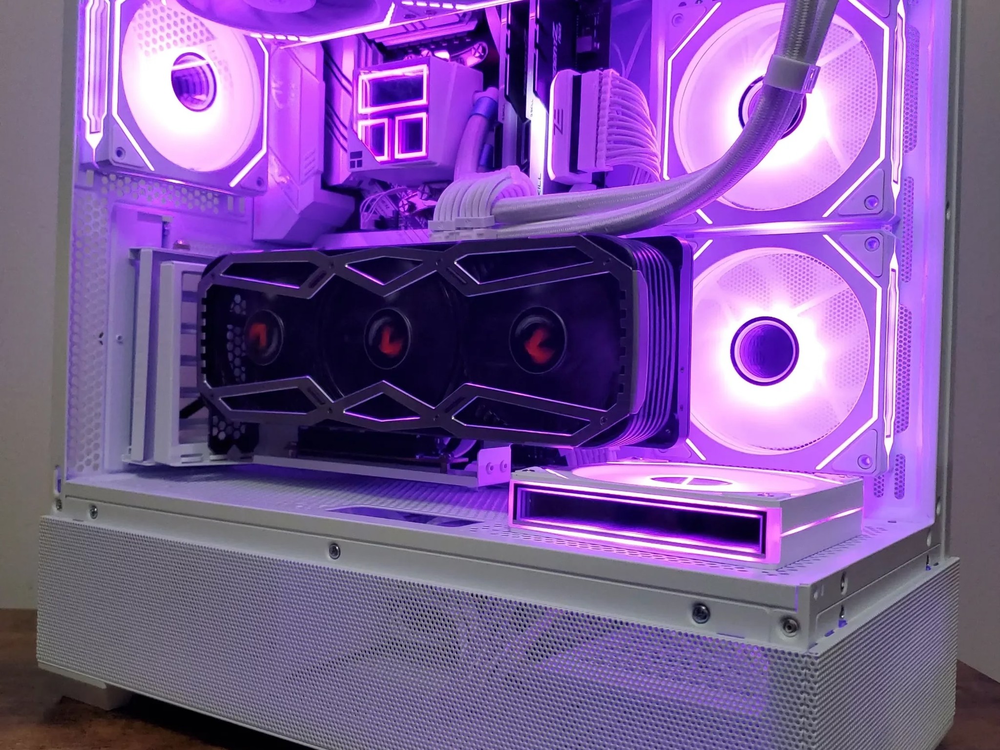 RTX 3070 | Ryzen 5 5600X | RGB AIO | 32GB DDR4 RGB RAM | 1TB NVME | Wifi/BT