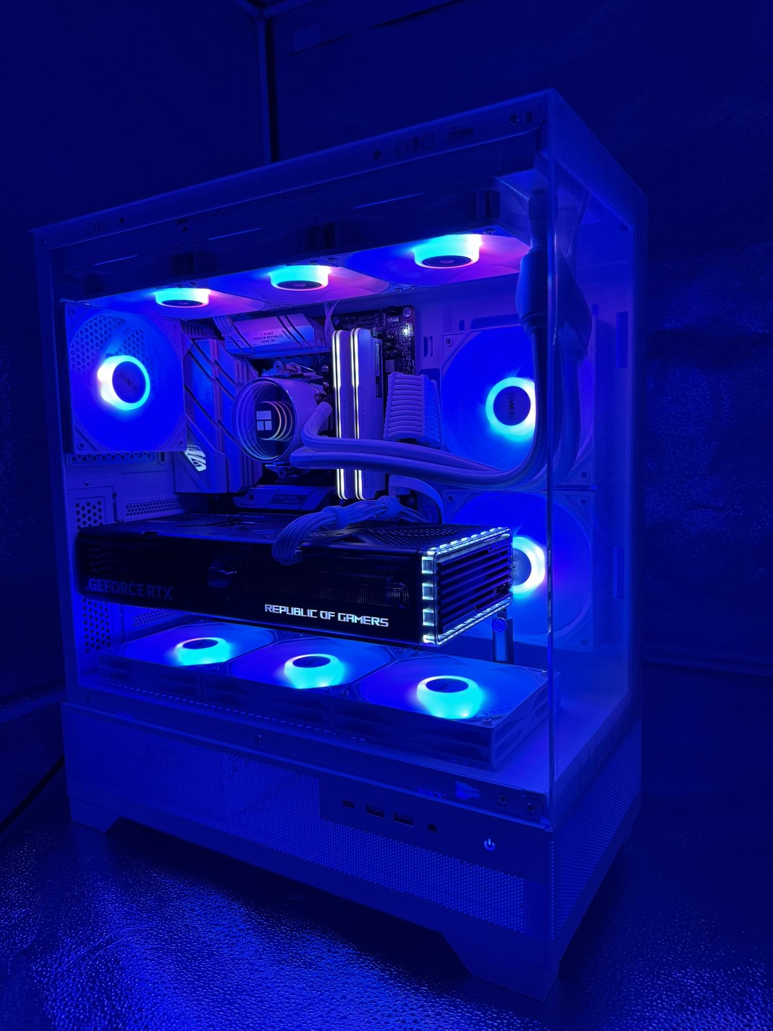 1440/4K Gaming Beast | ROG STRIX RTX 4070 Ti Super  | Ryzen 7800X3D | 32GB DDR5 | 4TB SSD| 1000w PSU