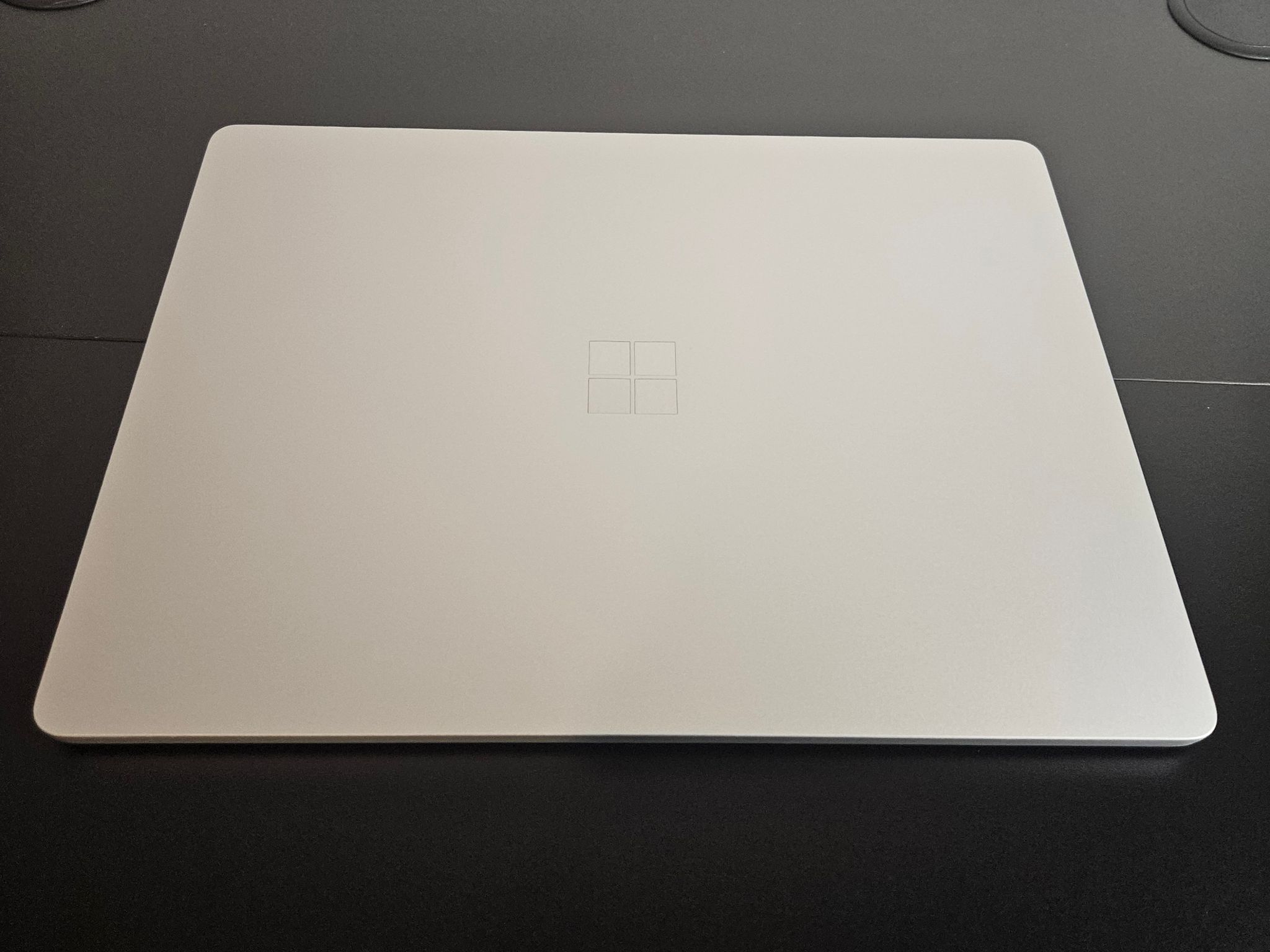 Microsoft Surface Laptop 7th Edition 13.8" Snapdragon X 3.4GHz 16GB RAM 256 GB