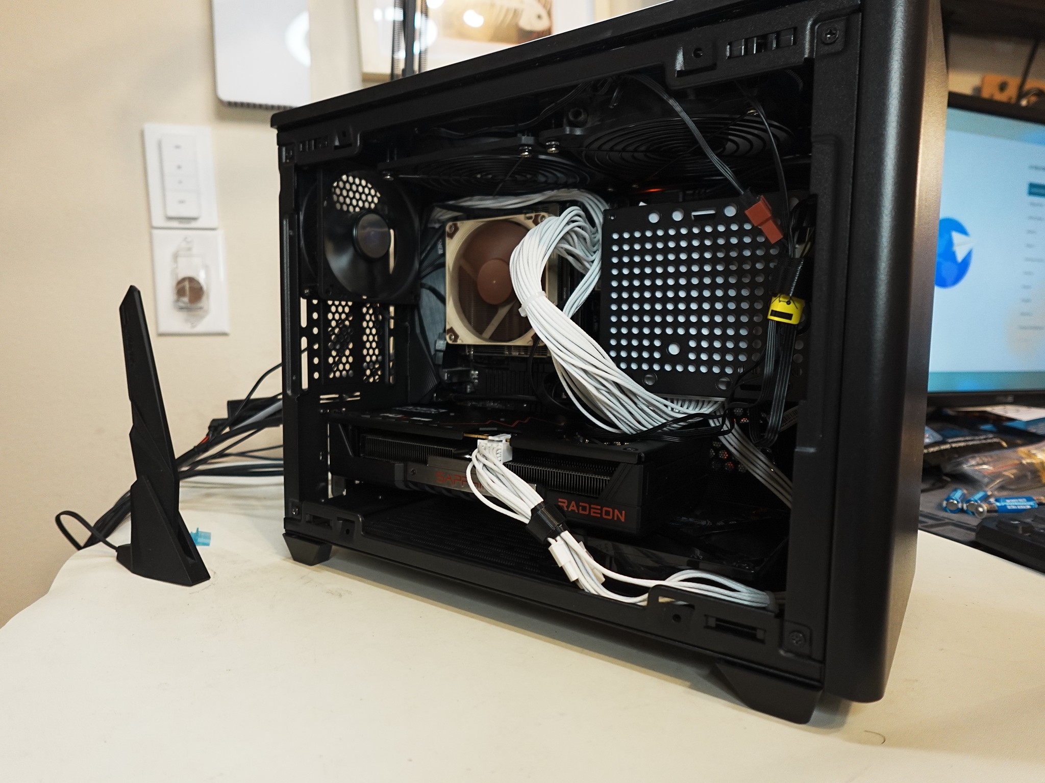 💰🏆✨ Gorgeous Affordable ITX | Ryzen 7 5700X3D | Radeon RX 9060 XT 16GB | 32GB DDR4 RAM | 1TB SSD