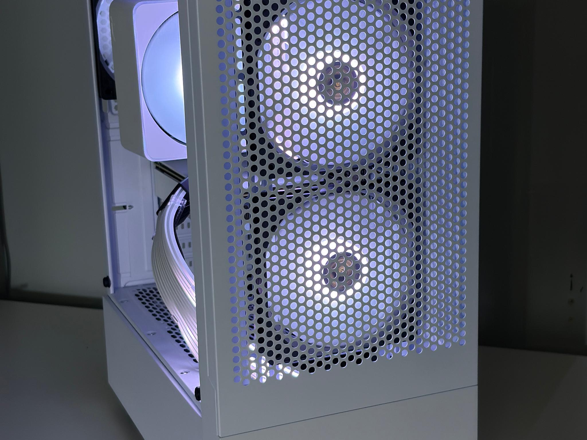 White Gaming PC | i7 + RTX 2060 Super | 16GB 3200MHz | Ready to Play