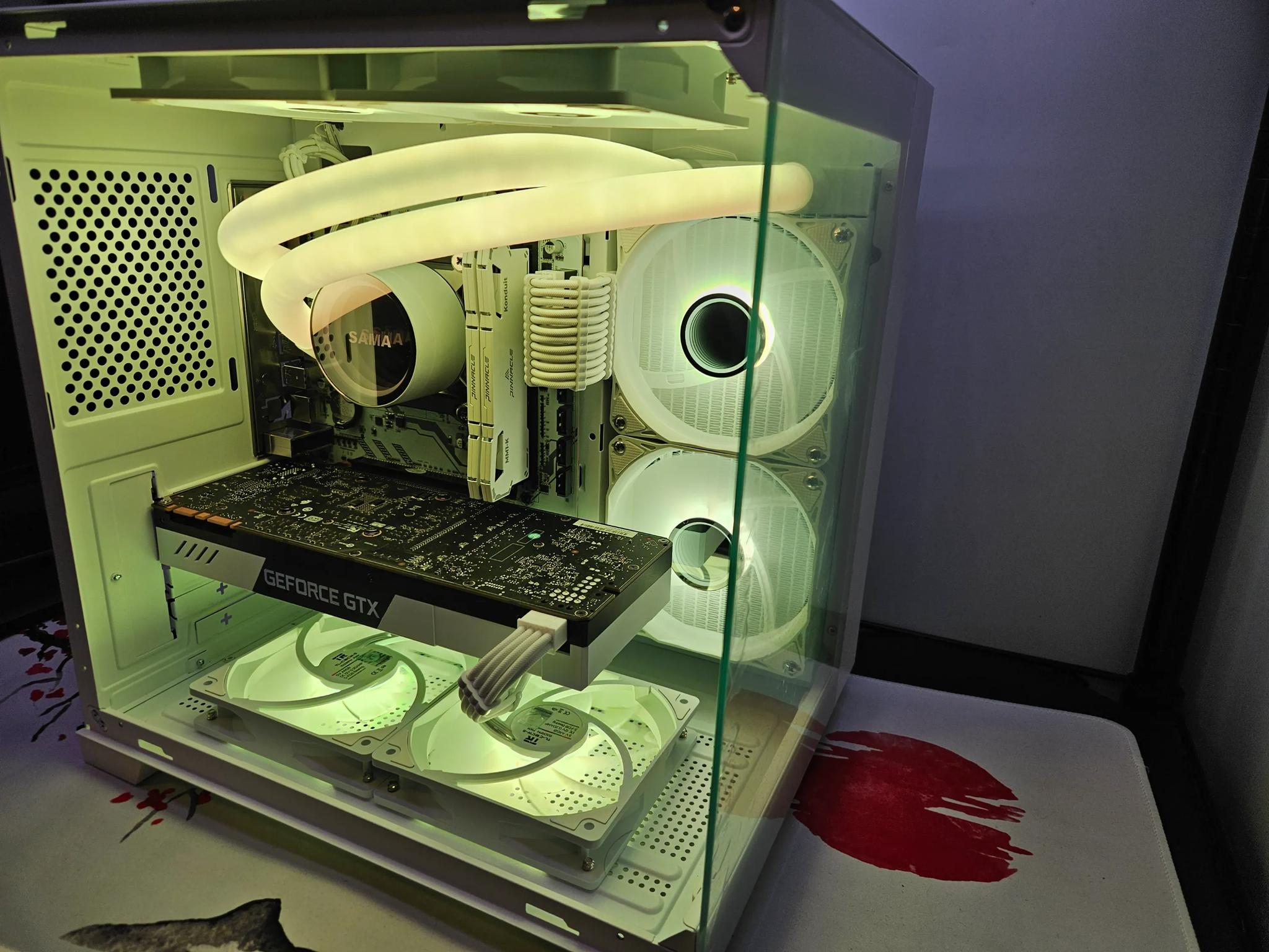Liquid Cooled Arctic Rig  Ryzen 5 / 32GB DDR4 / 1TB SSD / GTX 1070 TI