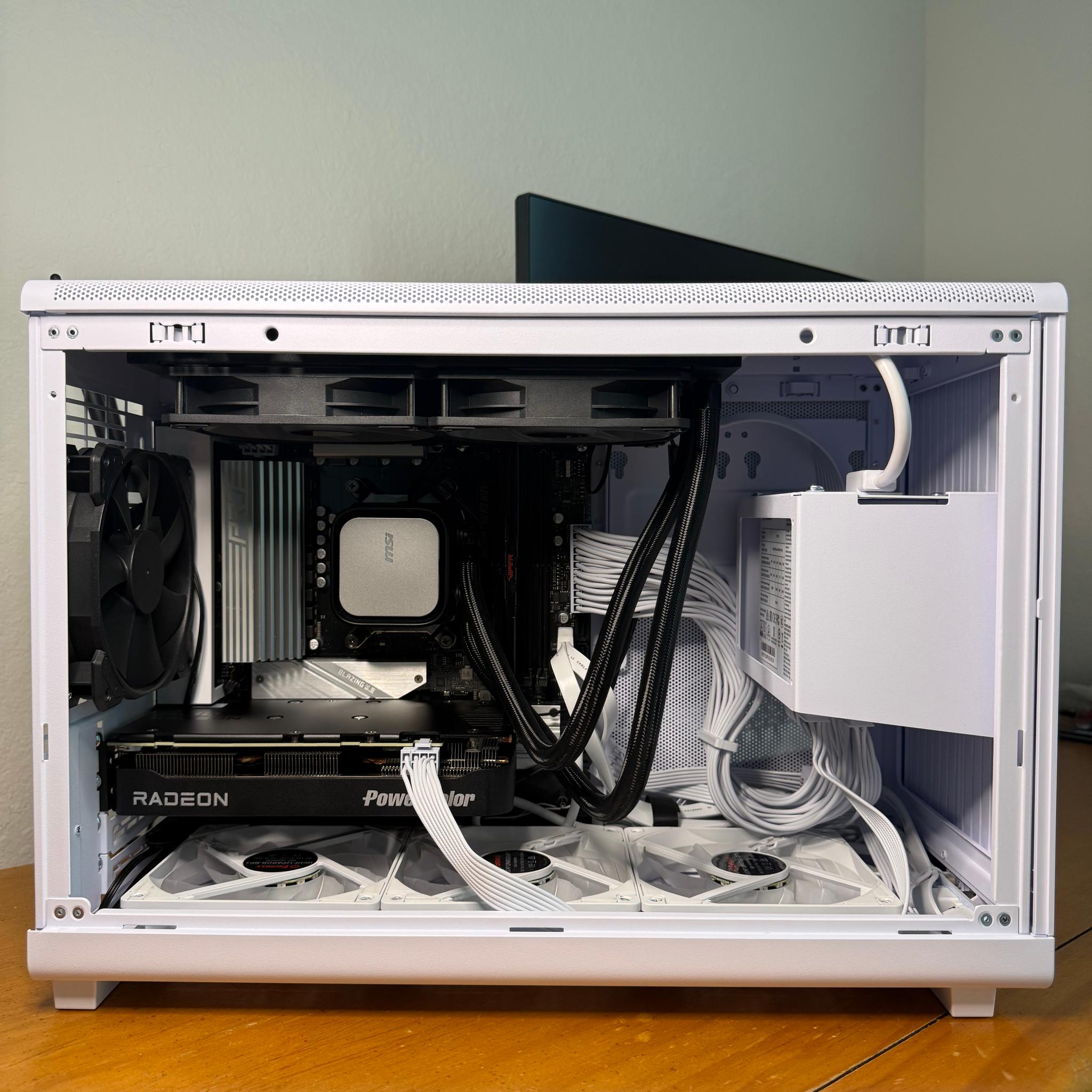 AMD Ryzen 5 9600X | Radeon RX 9060 XT 16GB | 16GB DDR5-6000 | 1TB NVMe | Liquid Cooled | WiFi 6E