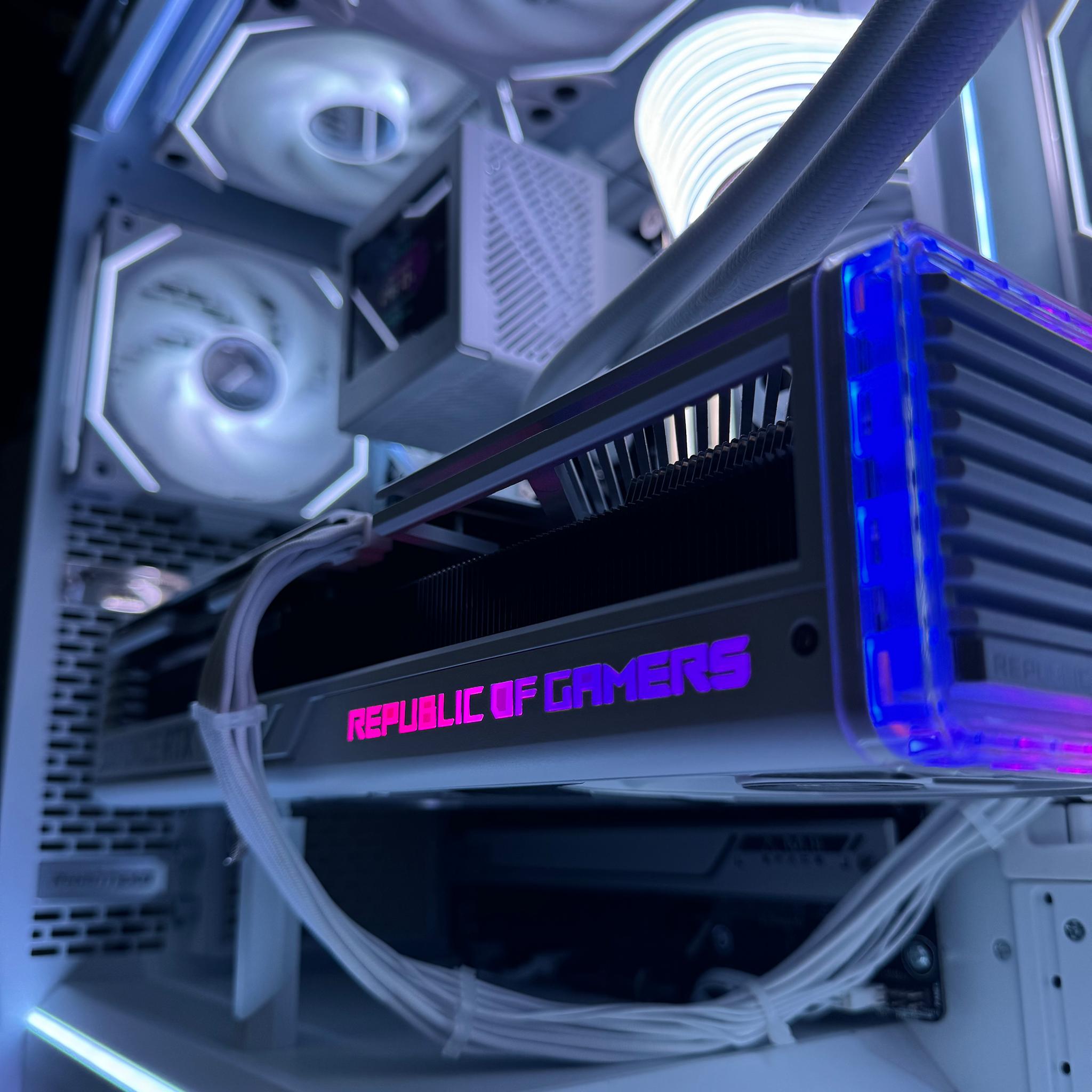 RTX 4090|❄️White Claw⛄️|i9 13900KS| 64GB DDR5 RAM| PRICE CUT FROM $3799 to $3399 WEEKEND SALE ONLY