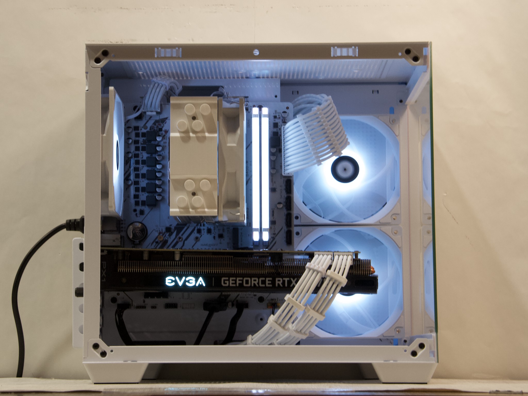 RTX 3070, Ryzen 5 5500, 16GB DDR4, 1TB NVMe SSD, WiFi - Gaming PC