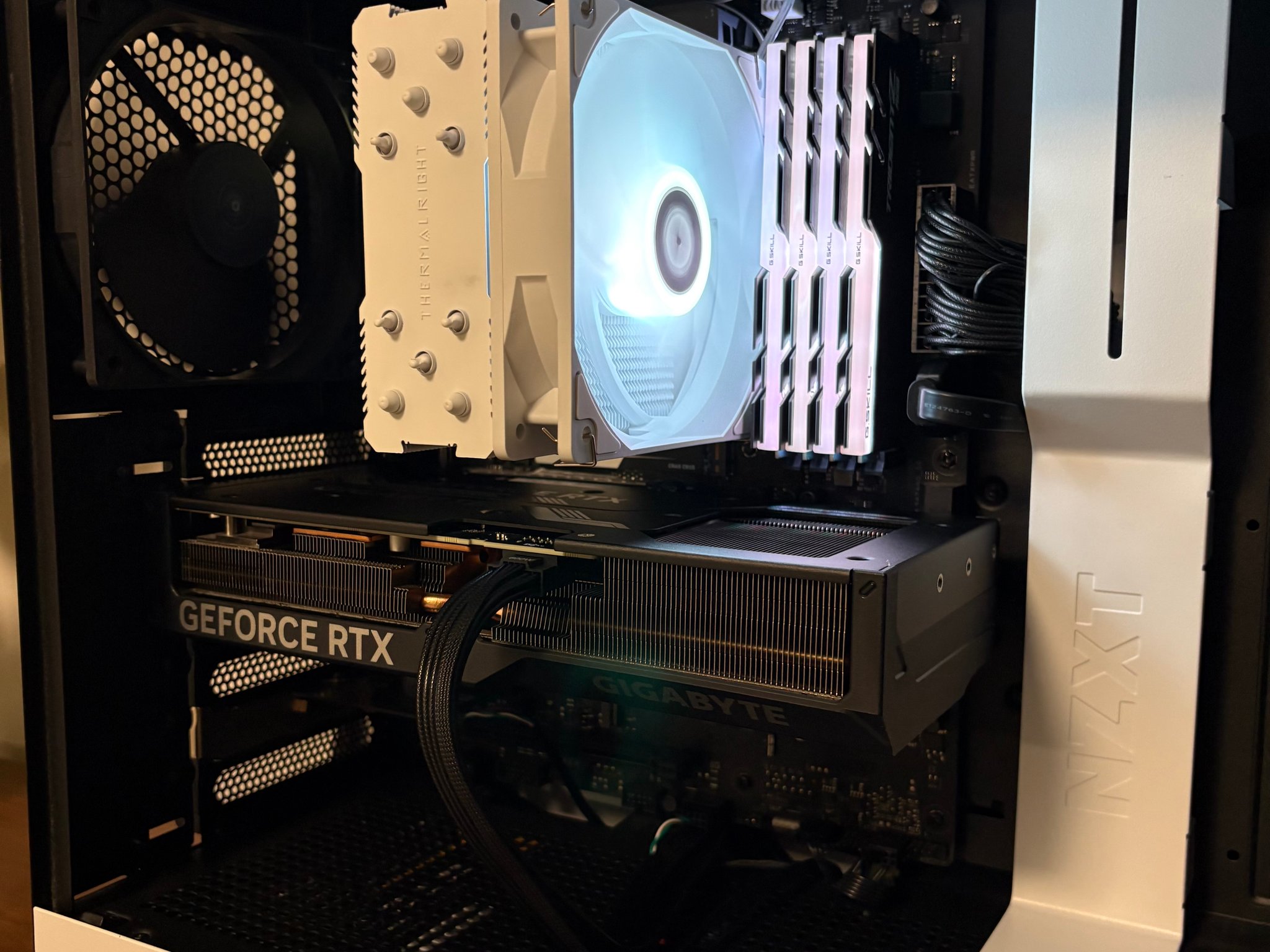 RTX 4070TI | Ryzen 5 5600X | 32GB DDR4 | 1TB NVMe | 850W Gold ATX 3.1 | NZXT H510 White