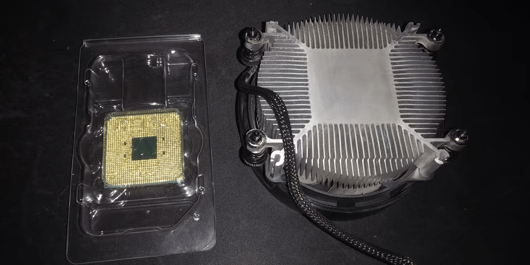 AMD Ryzen 5 1600 65W AM4 Processor with Wraith Stealth Cooler