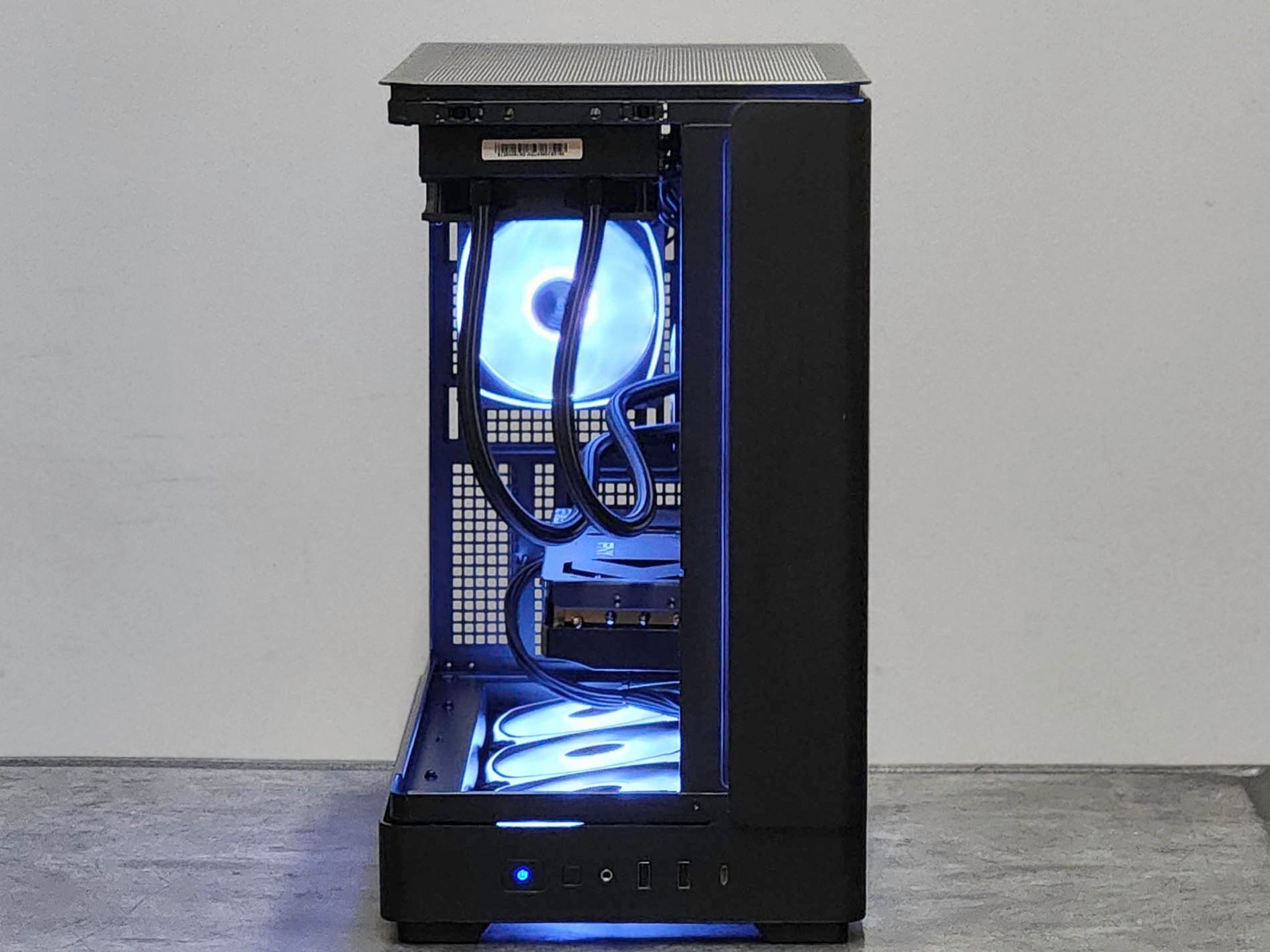 RTX 5070 | Ryzen 7 9800X3D | 1TB SSD | 32GB DDR5 | Gaming PC