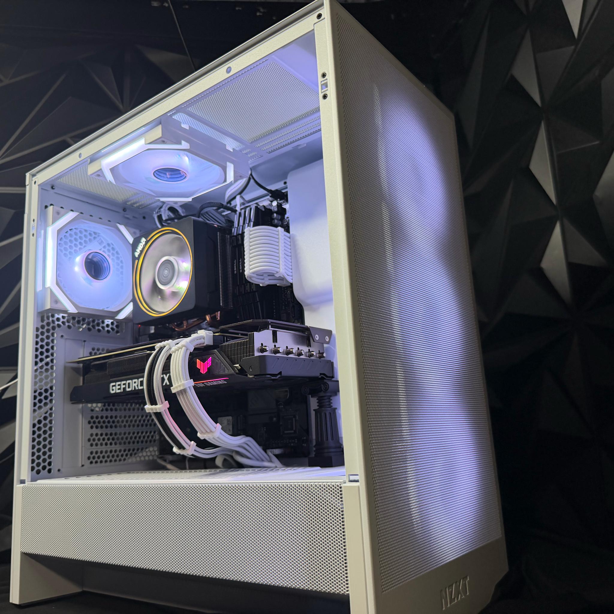 ⚪⚫🔥 YIN YANG BANG 🔥⚫⚪Ryzen 7 5800XT| RTX 3080 | 32 GB DDR4| 1.25 TB NVMe| 850W PSU