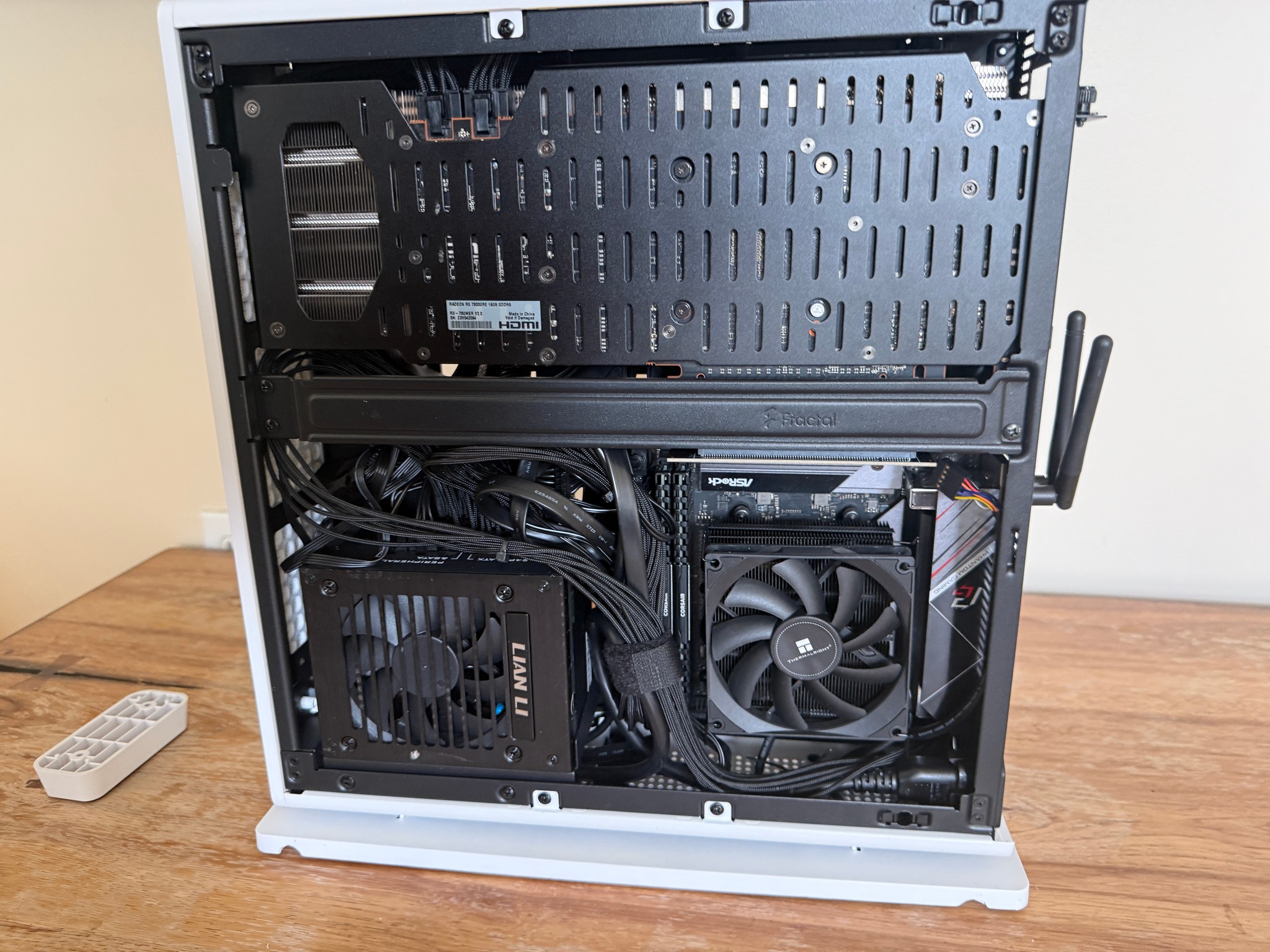 Radeon RX 7900 Gre Custom Gaming PC - Ryzen 7 5800X
