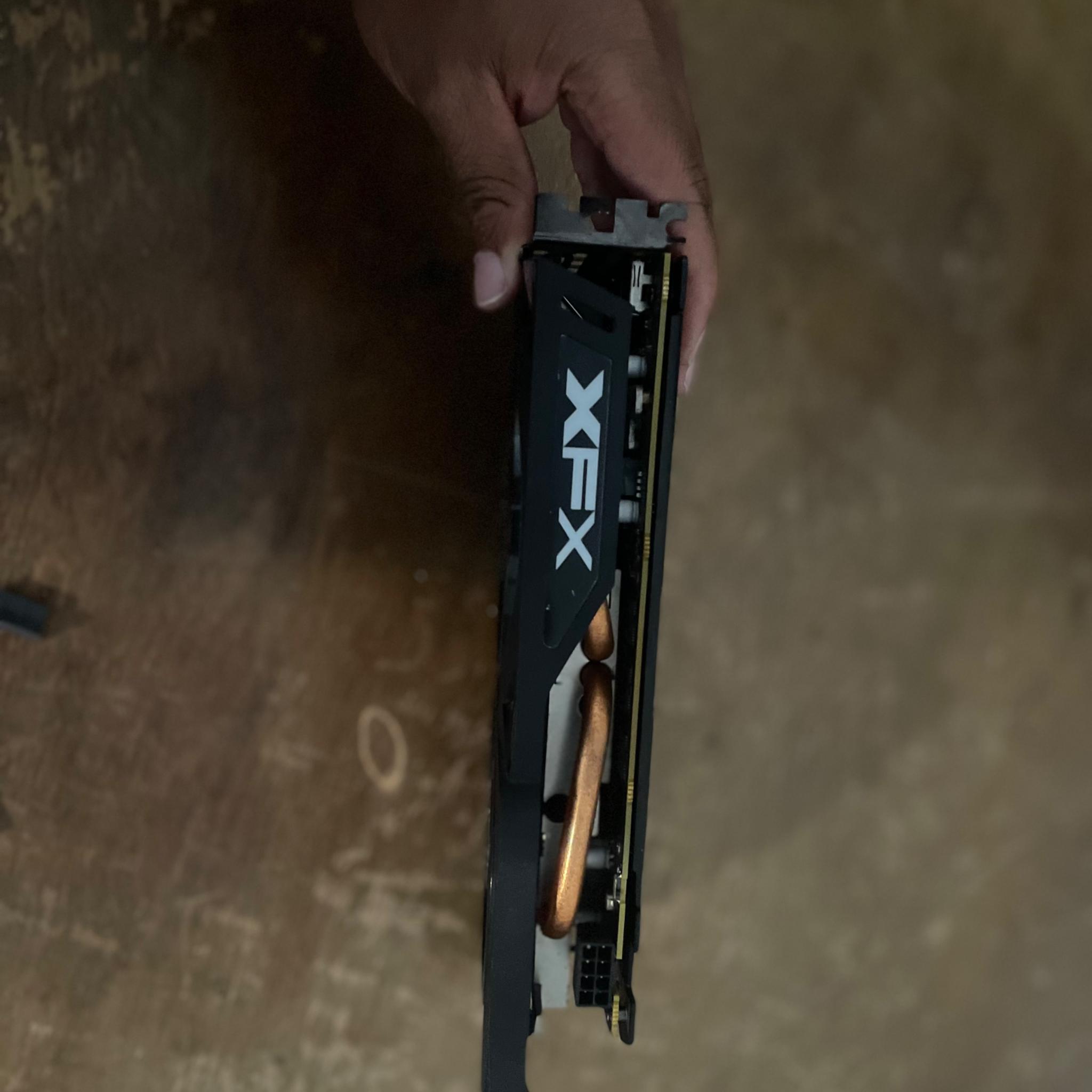 XFX AMD Radeon Rx 570 4gb