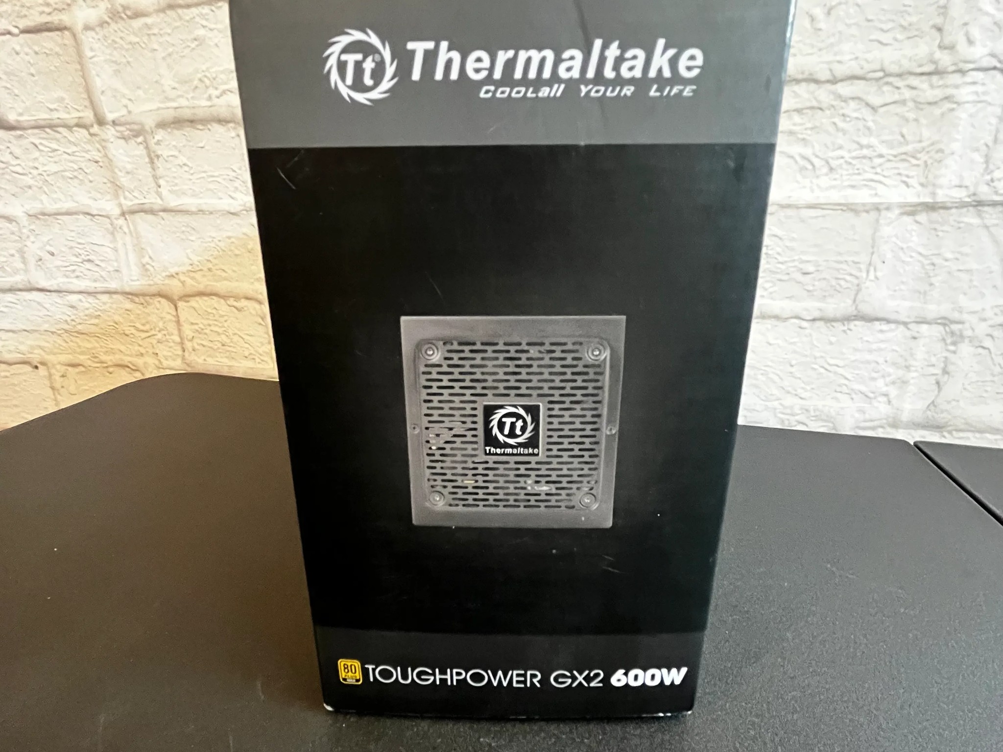 Thermaltake Toughpower GX2 600 W 80+ Gold Certified ATX Power Supply