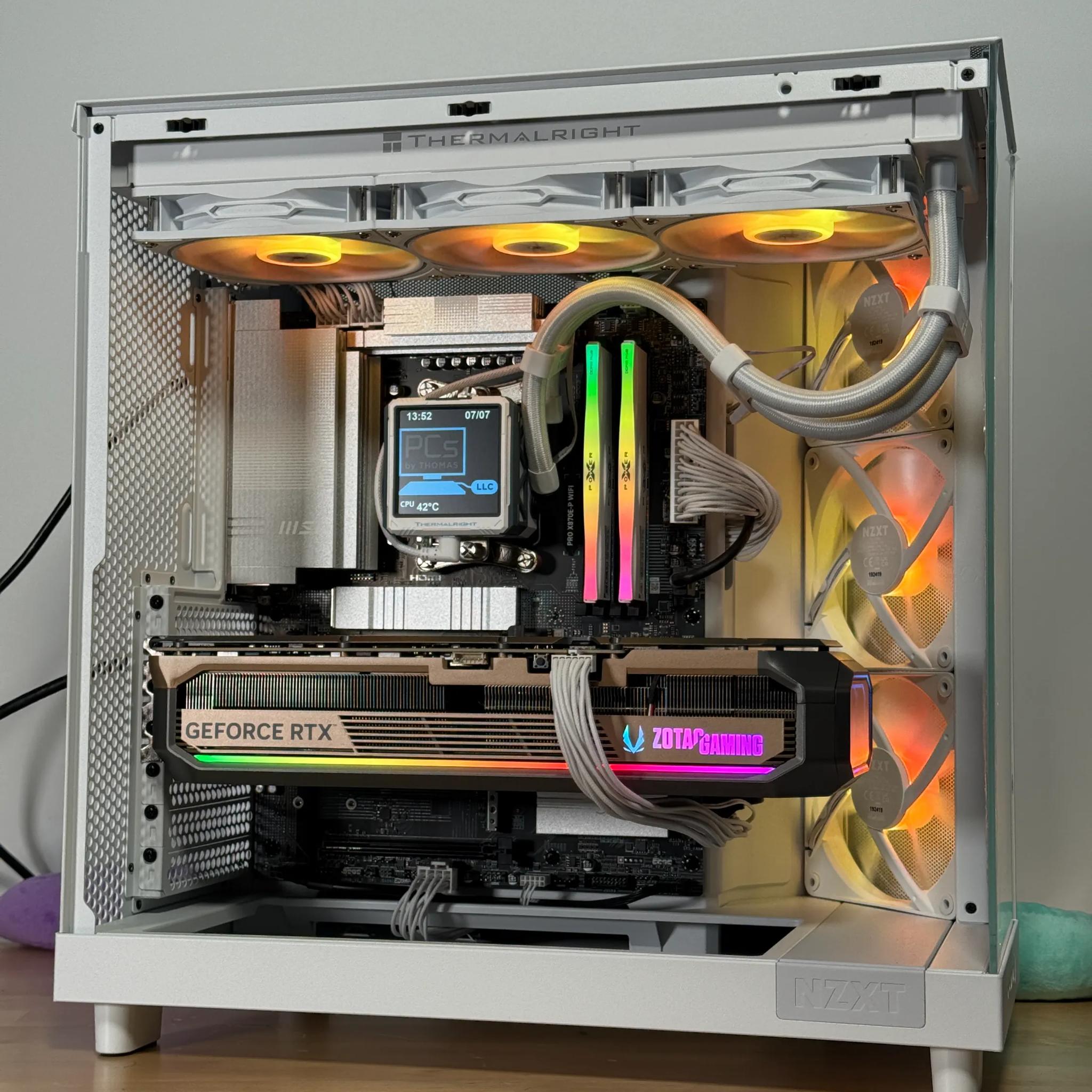 RTX 5090 Ryzen 7 9800x3d Battlestation 64gb DDR5 4TB NVME