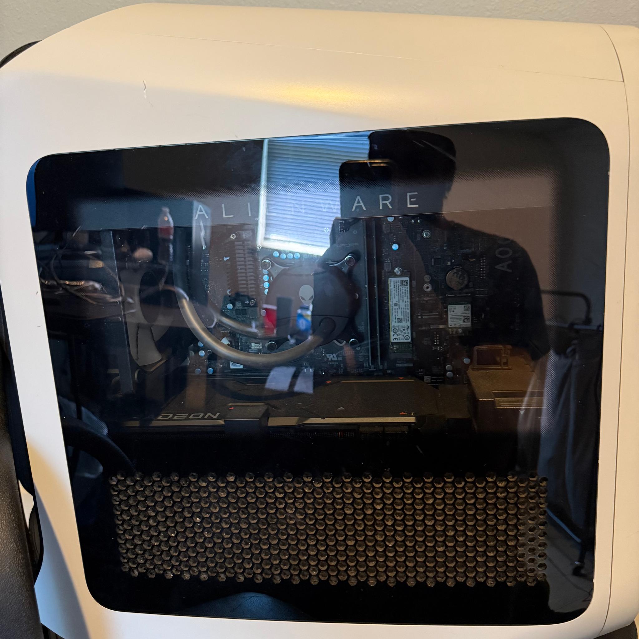 Alienware Aurora R15