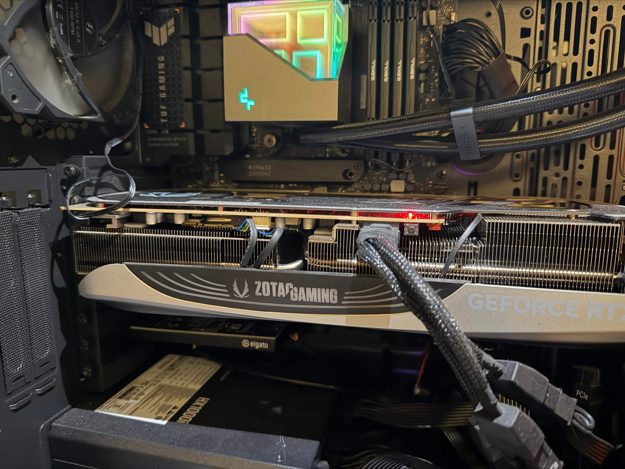 ZOTAC GAMING GeForce RTX 4090 Trinity OC