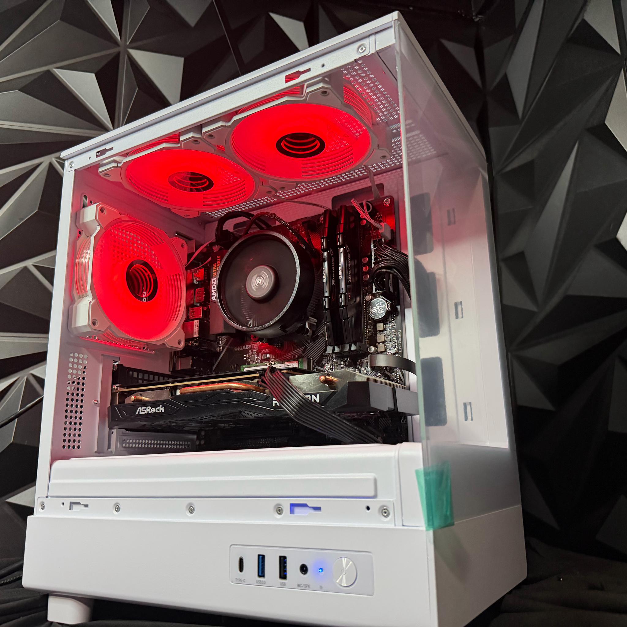 🔥😎 THE MID DADDY Mini 😎🔥Ryzen 5 5500| RX 6600XT| 16 GB DDR4| 500 GB NVMe| 650W PSU