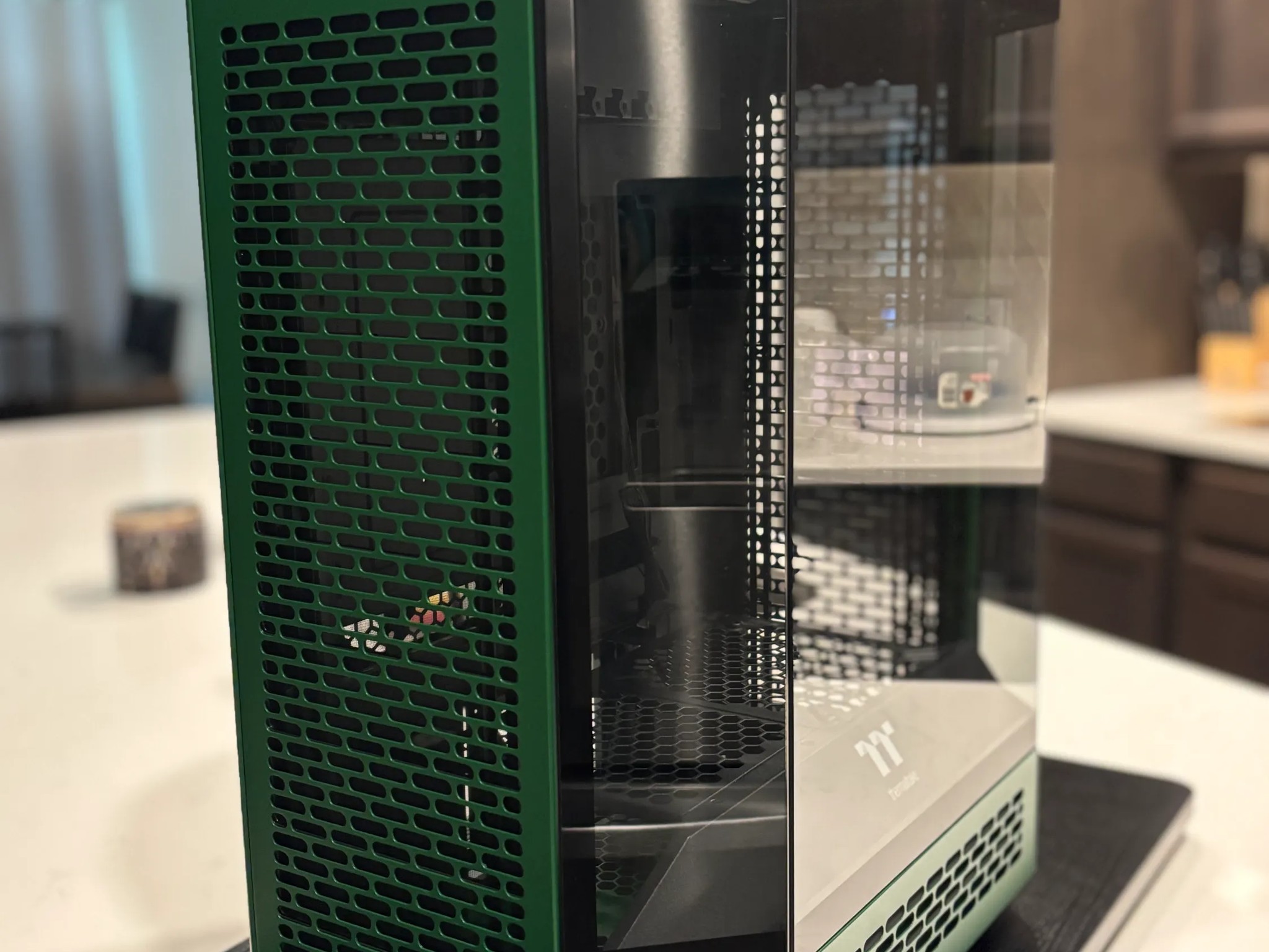 Thermaltake Tower 600