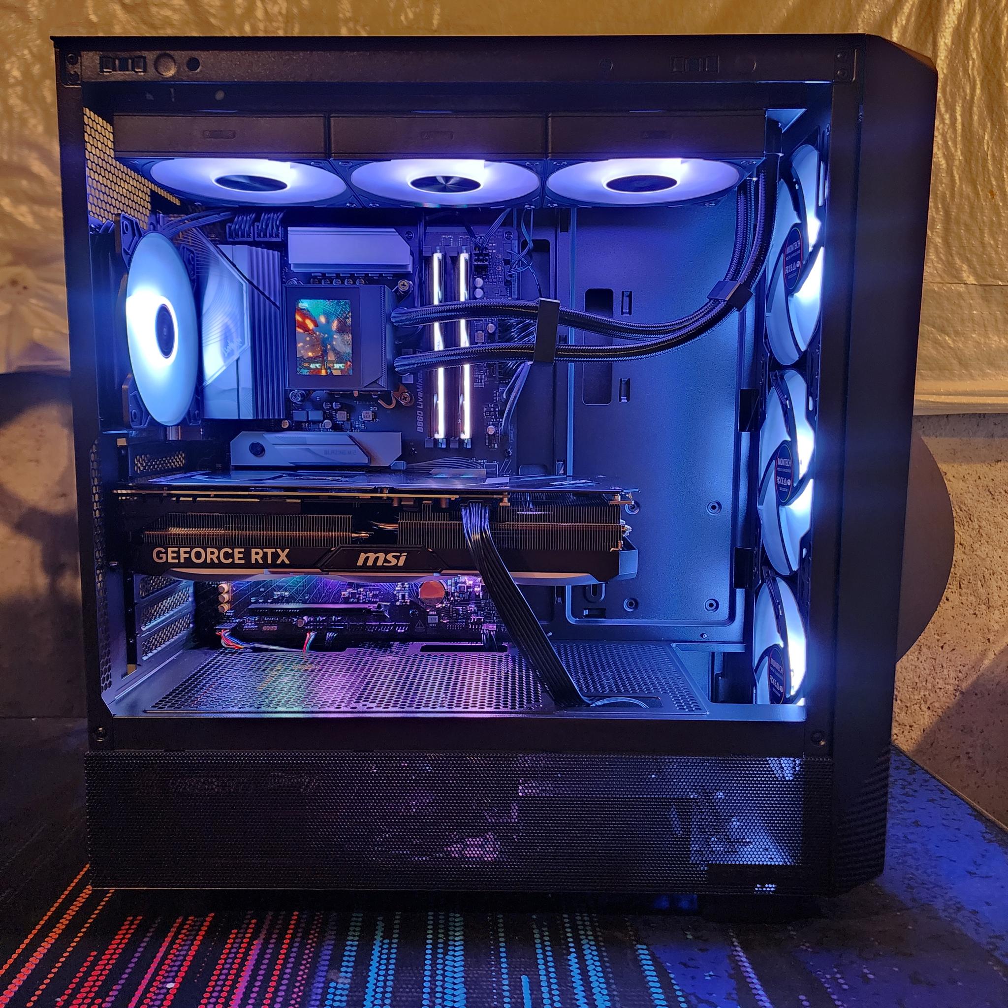 RTX 4080 SUPER / Intel Core Ultra 9 285 / 32GB DDR5 RAM / 1TB NVMe SSD