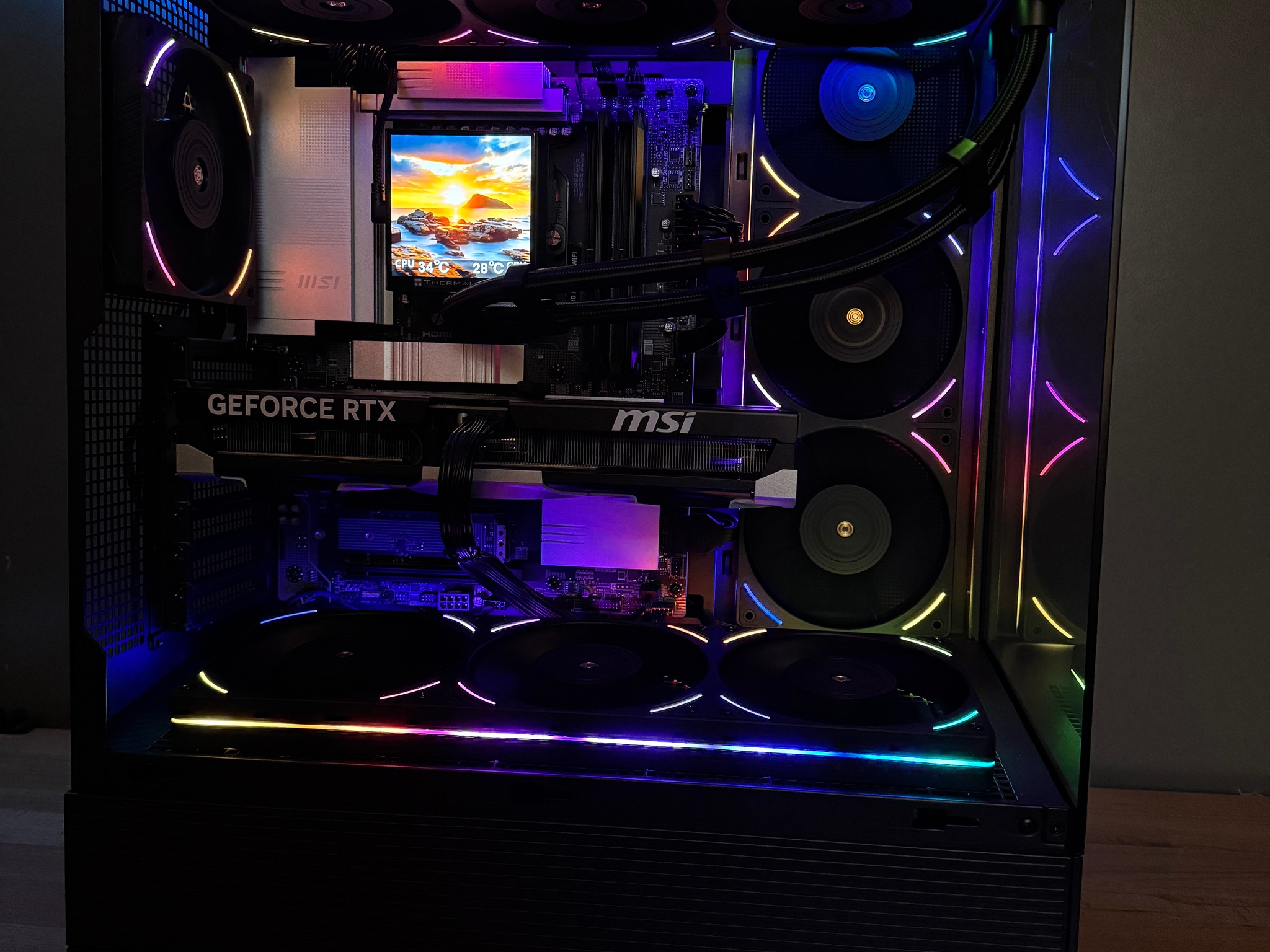 👨‍🚀Gaming PC | Ryzen 9900X, RTX 5070 Ti, 32GB DDR5 6000, 2TB Gen4 SSD, 1000W Thermaltake