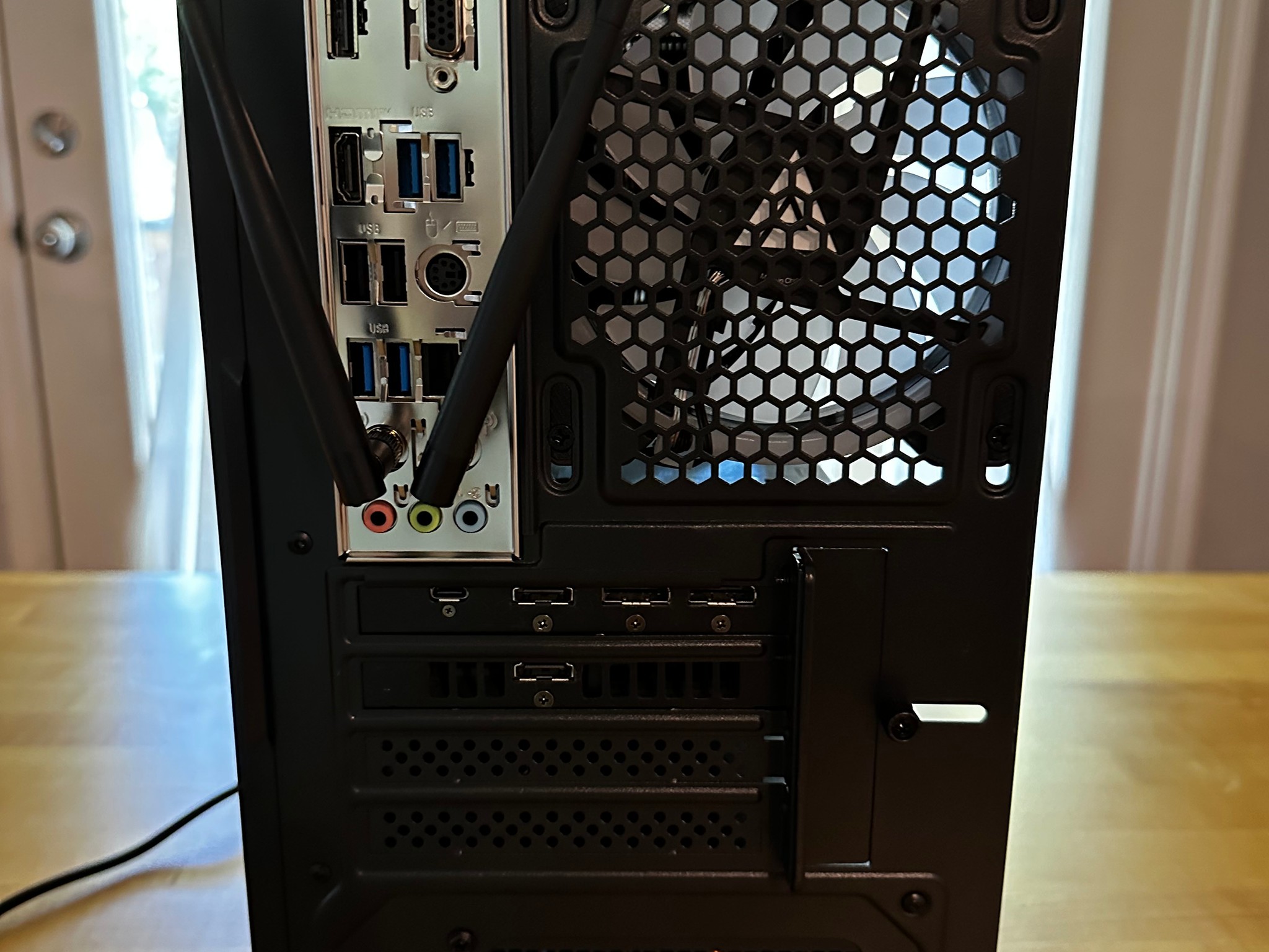 Gaming/Content PC, Strix RTX 2080ti, Ryzen 7 3800xt, 32gb Ram, 1tb SSD,  WiFi Equipped