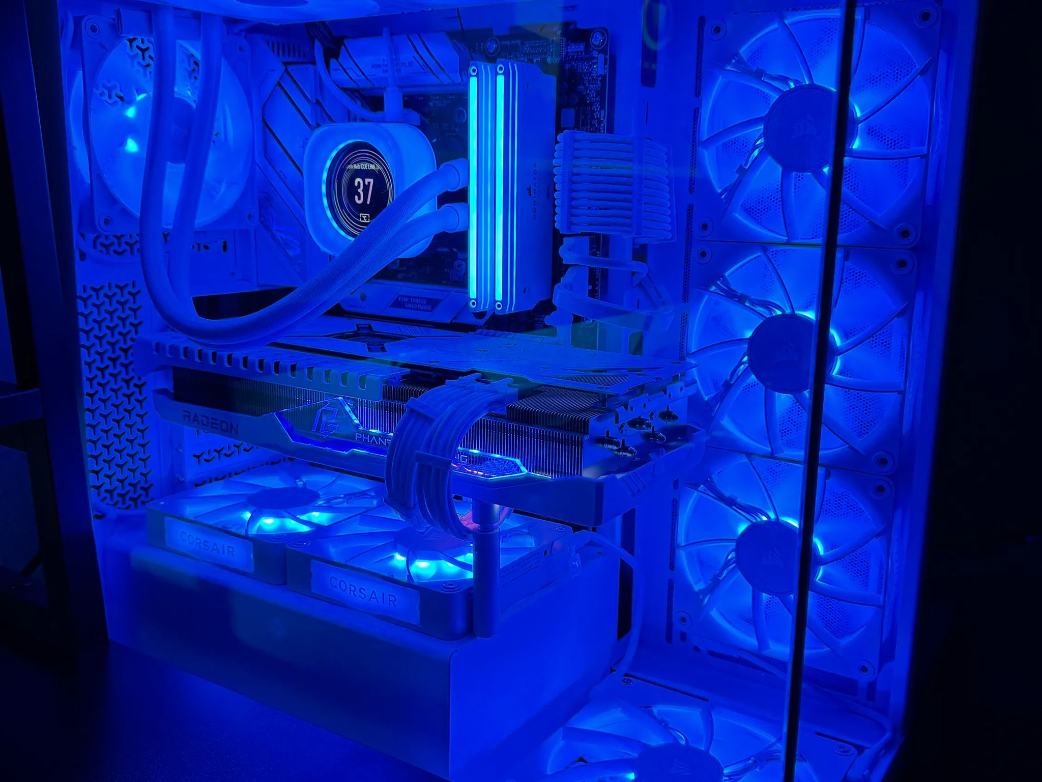 4K | 7800X3D - Frosted Powerhouse *No GPU*