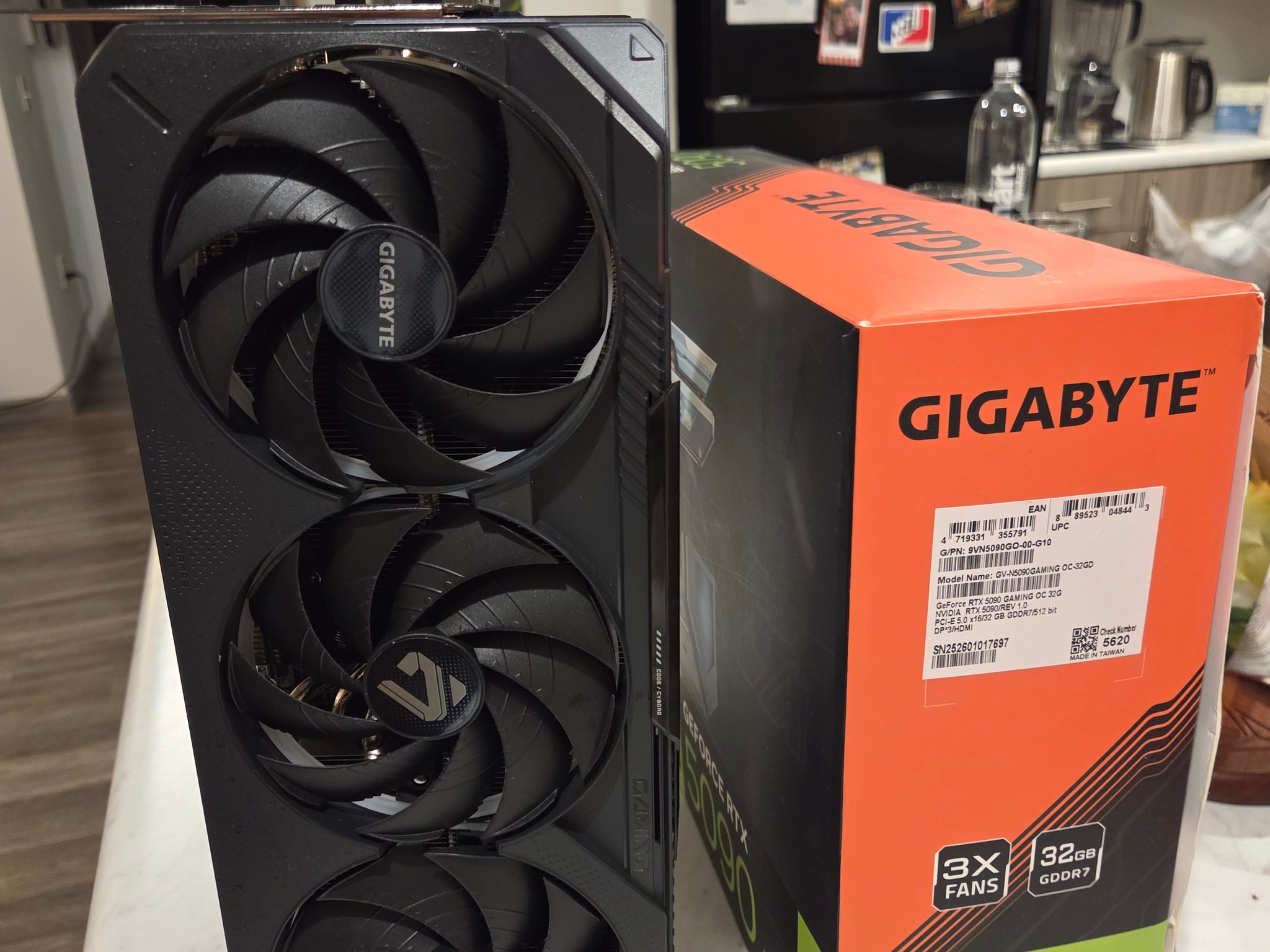 GIGABYTE GeForce RTX 5090 GAMING OC 32G
