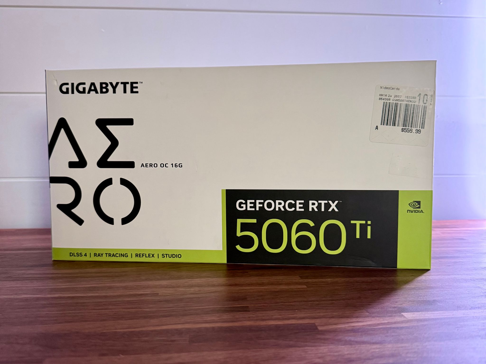GIGABYTE GeForce RTX 5060 Ti AERO OC 16G