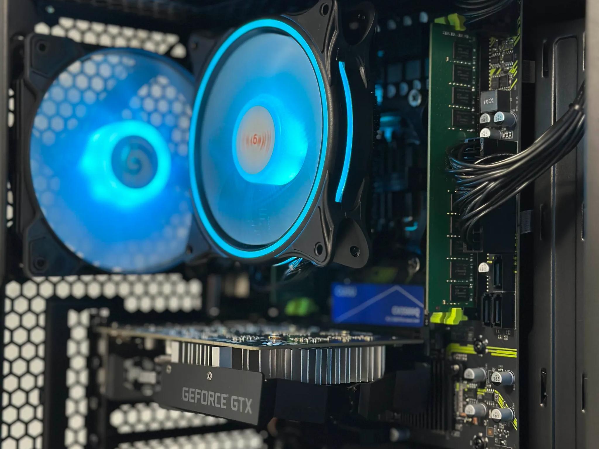 Intel i7 6 Core | GeForce GTX 1650 | 16GB RAM | 512GB SSD | WIFI | 1080p Black Gaming PC