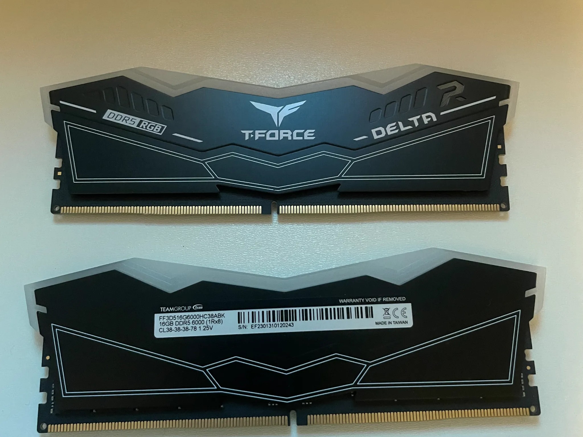 DDR5 RGB 32GB RAM (16gbx2)