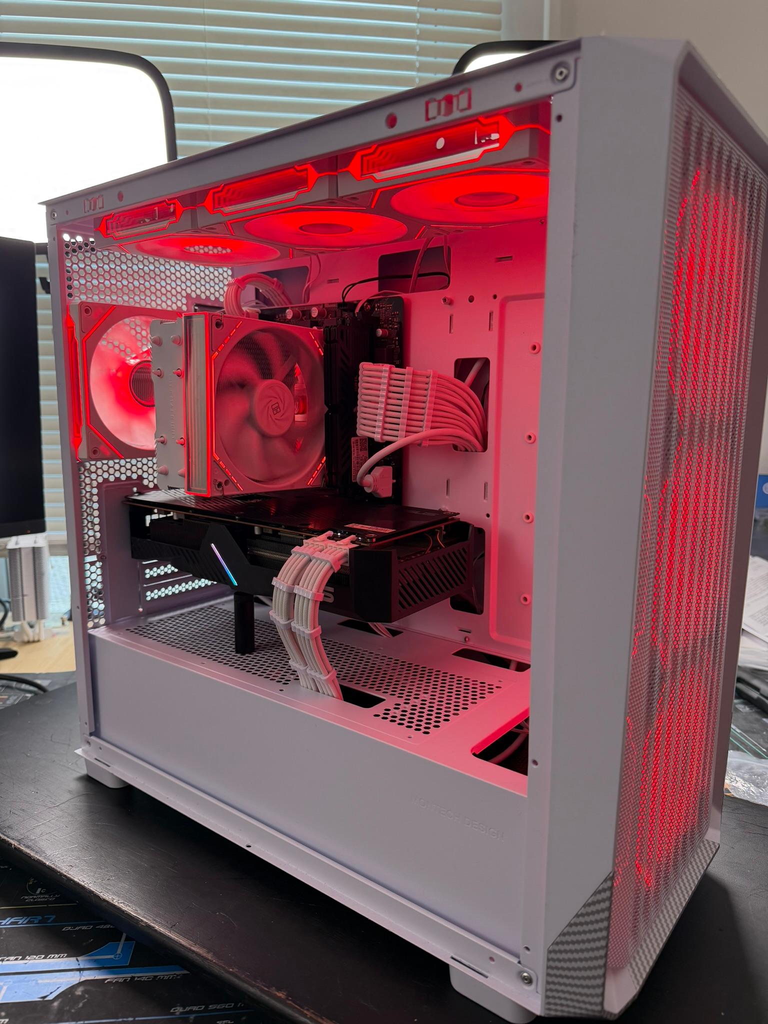 Gaming PC | RX 5700XT | Ryzen 5 5600X | 16GB RAM | Windows 11