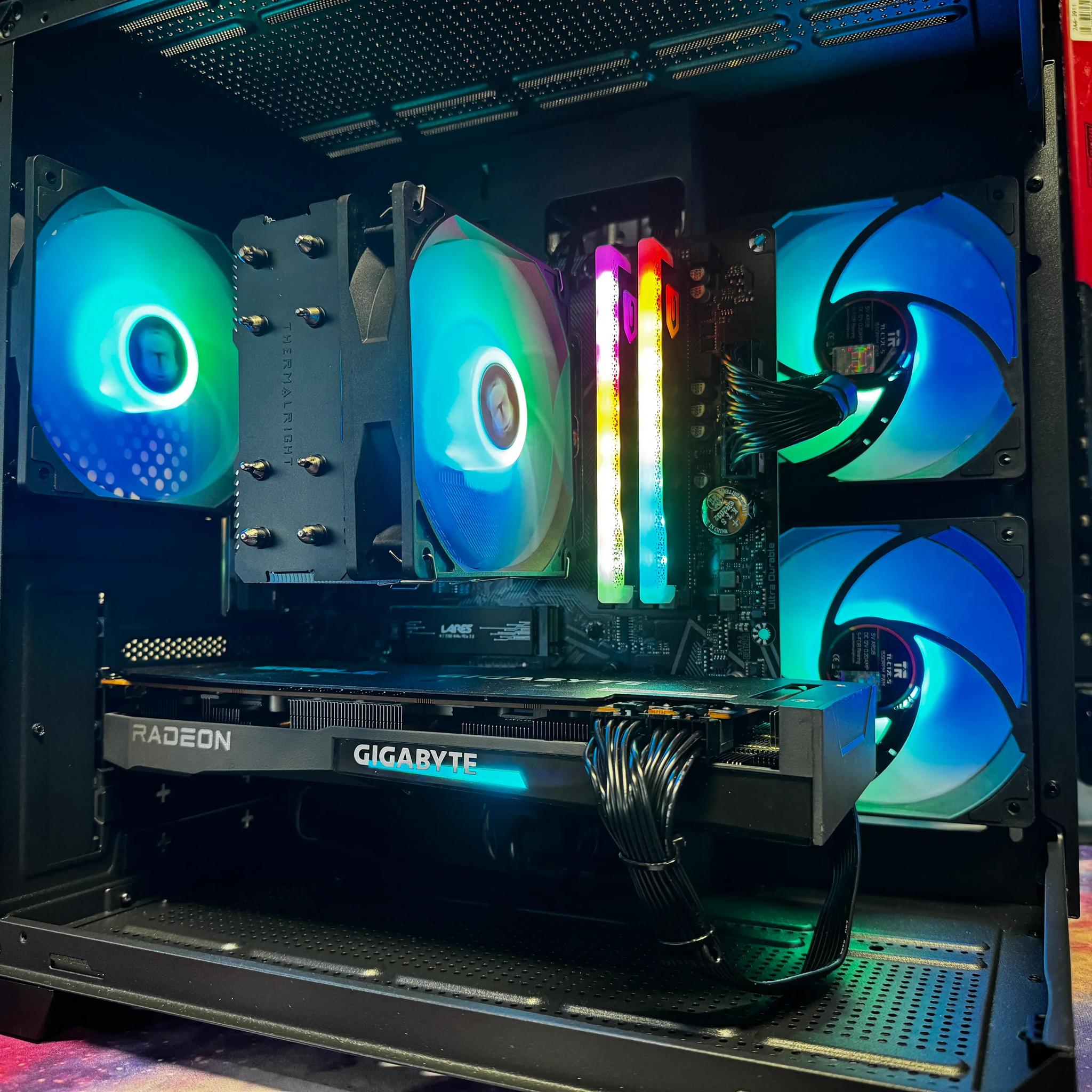 [Romulus] || Ryzen 5 5600 + RX 6700 XT 12G w/ 16GB DDR4 & 1TB M.2 NVMe SSD