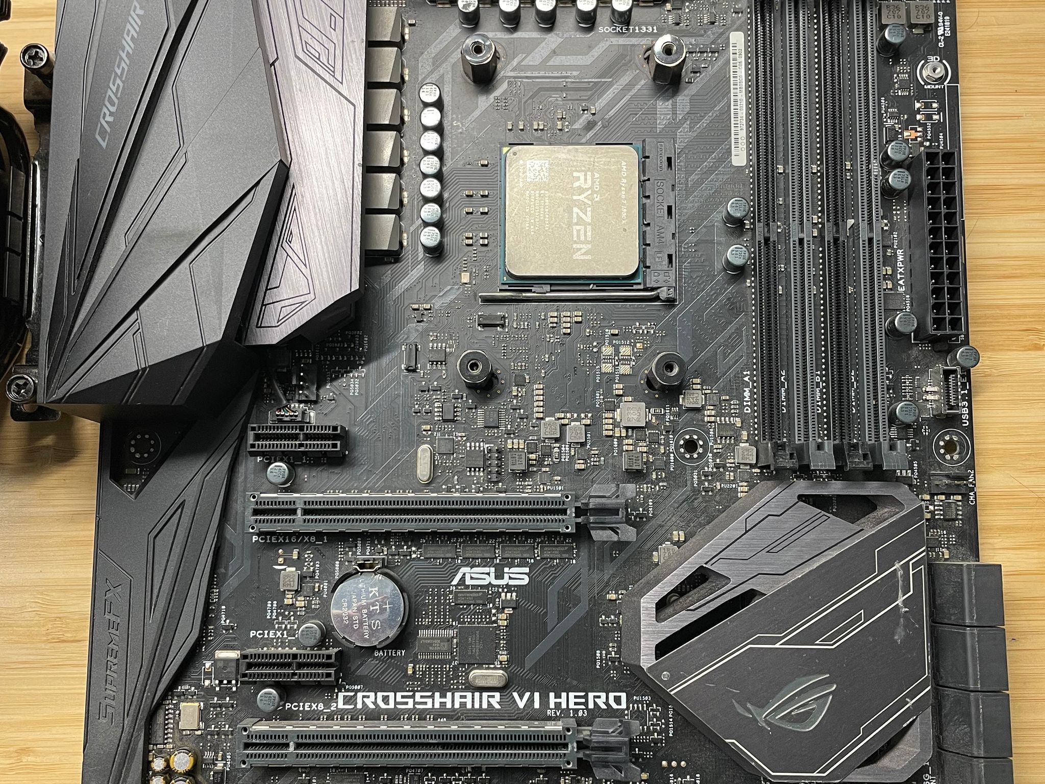 Ryzen 7 1800x Combo | Asus X370 Crosshair VI Hero | Hyper 212