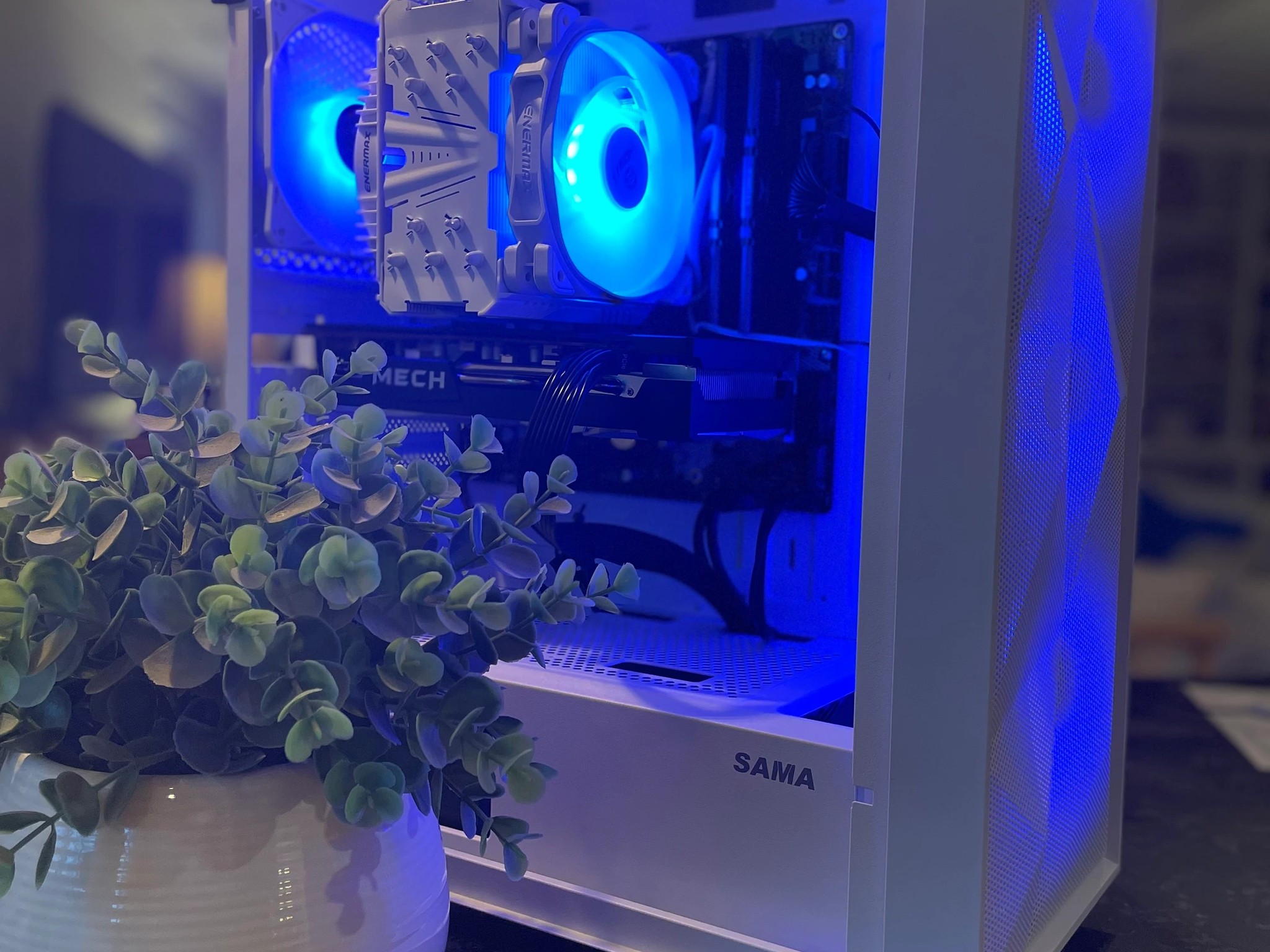 Rx 6600 XT Gaming PC / Ryzen 5 5600G / 16 GB RAM / 1TB NVMe