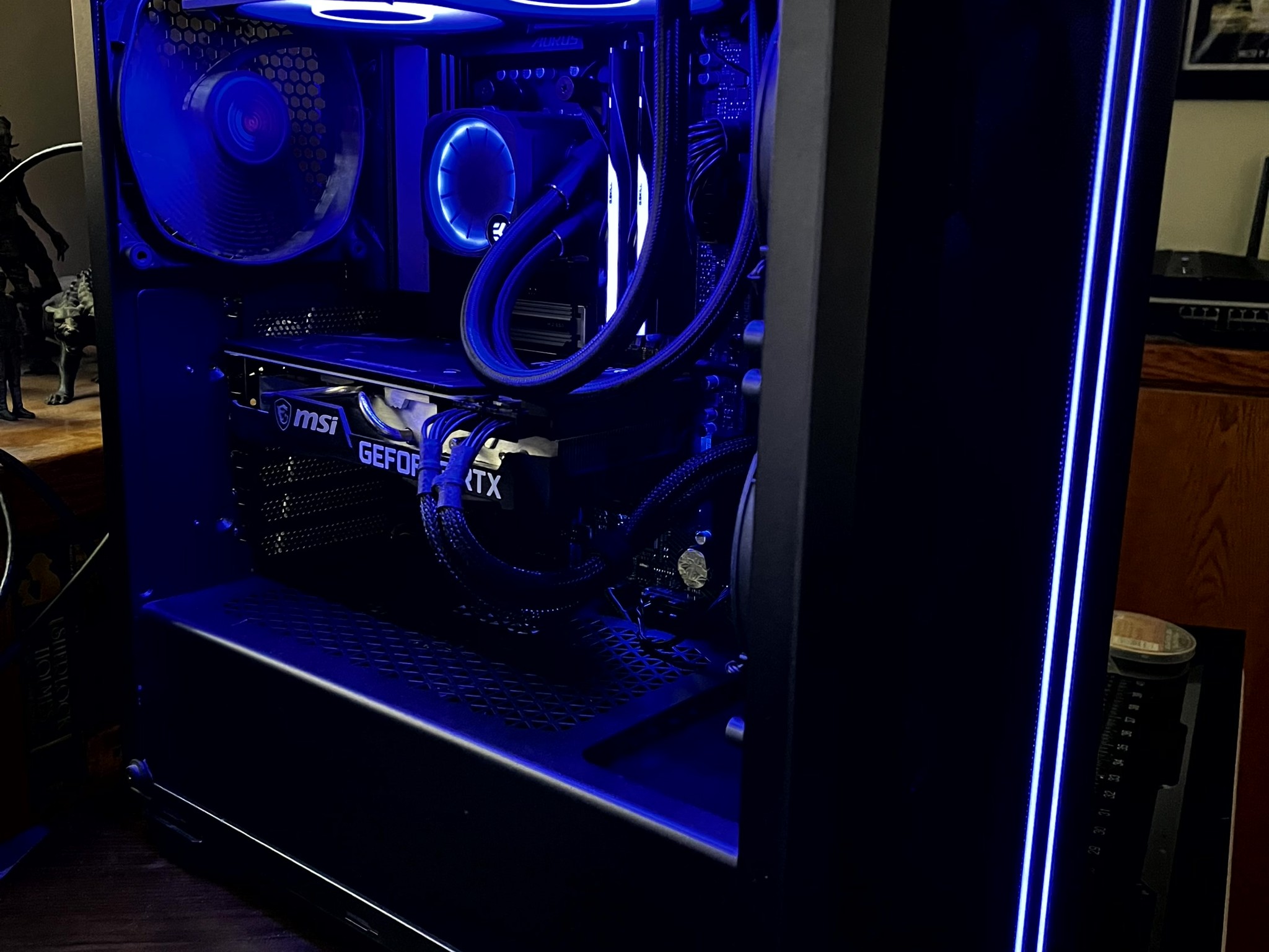 Ryzn 5 7600X RTX 3070 DDR5 RAM 32G @ 6000MT/s