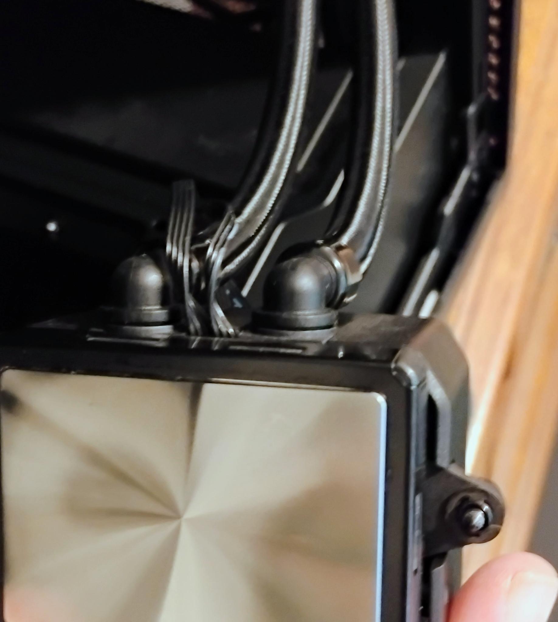 be quiet! Silent Base 802 AND be quiet! Silent Loop 3 360mm CPU AIO