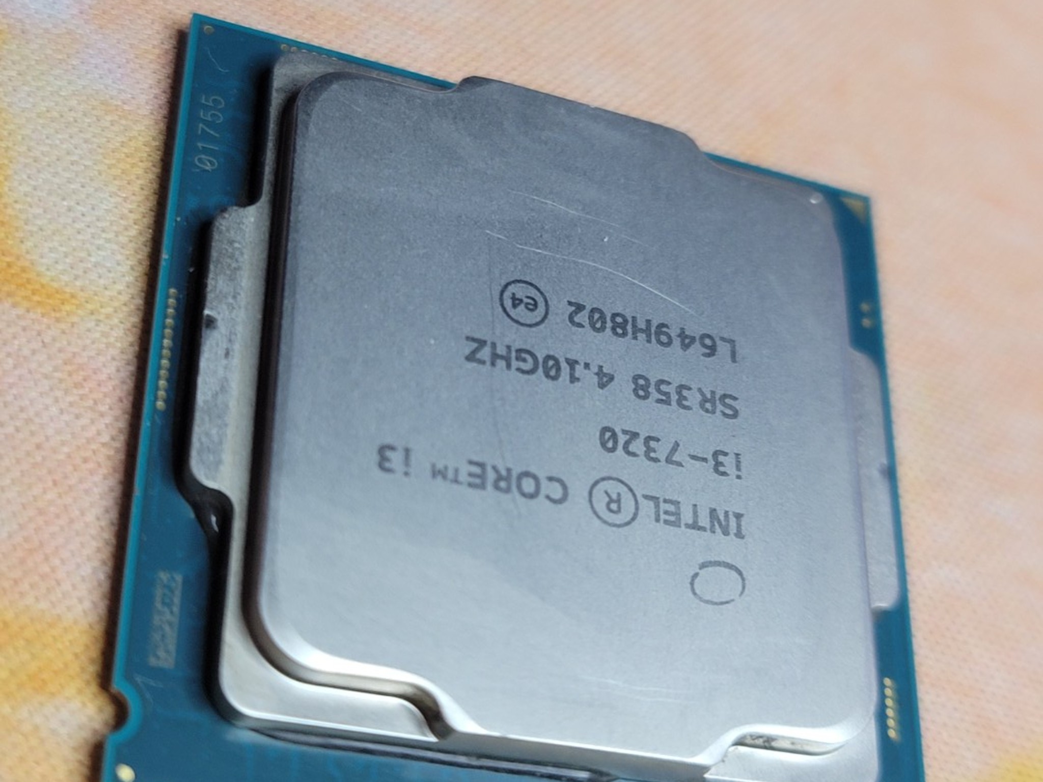 Intel Core i3-7320